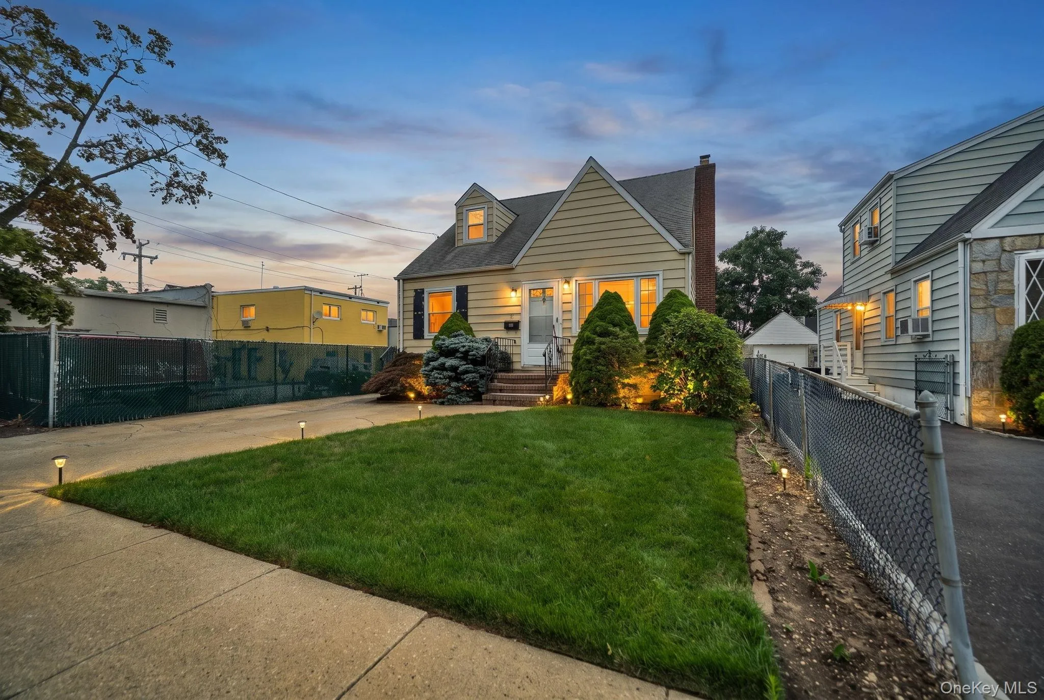 6 Lippold Street, Hempstead, NY, 3 Bedrooms Bedrooms, 6 Rooms Rooms,1 BathroomBathrooms,Residential,For Rent,Lippold,0,1029856 6 Lippold Street, Hempstead, NY, 3 Bedrooms Bedrooms, 6 Rooms Rooms,1 BathroomBathrooms,Residential,For Rent,Lippold,0,1029856
