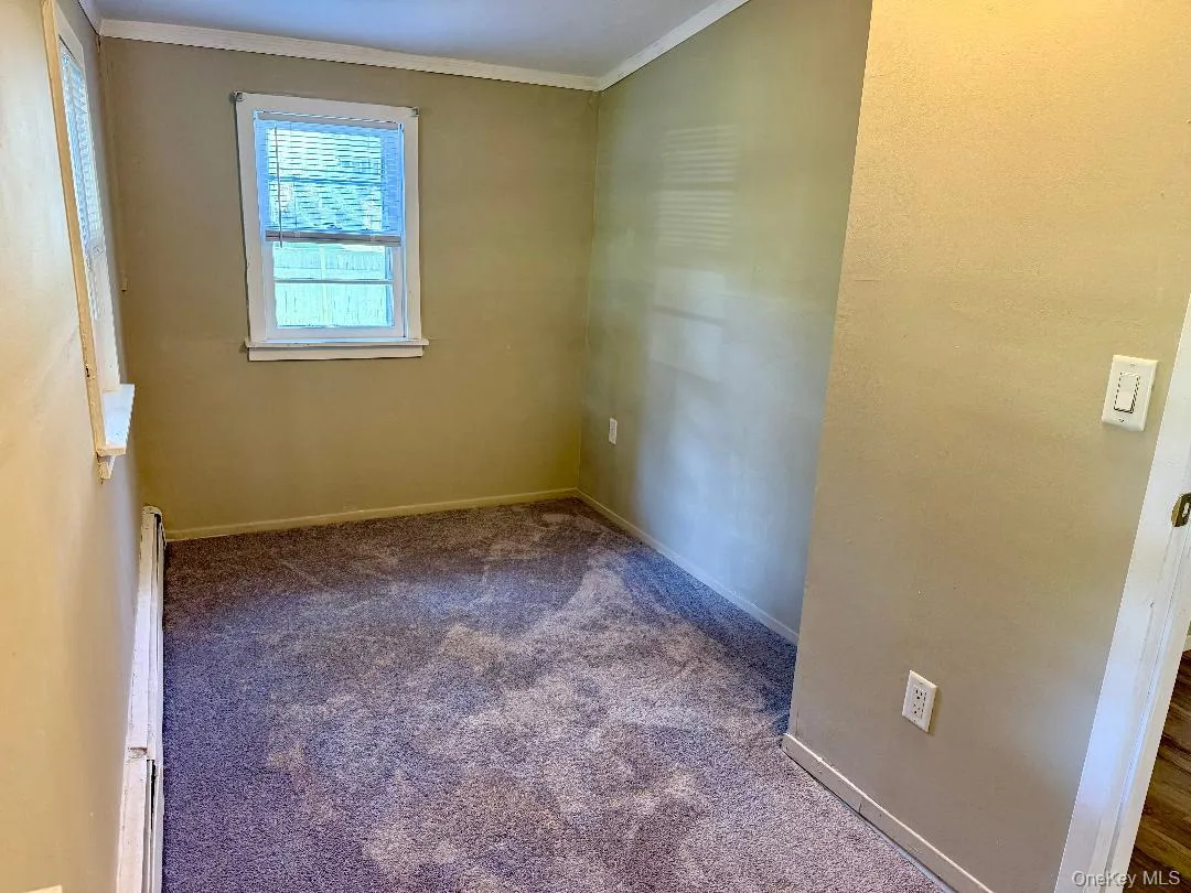 2nd Bedroom all new carpeting 2nd Bedroom all new carpeting