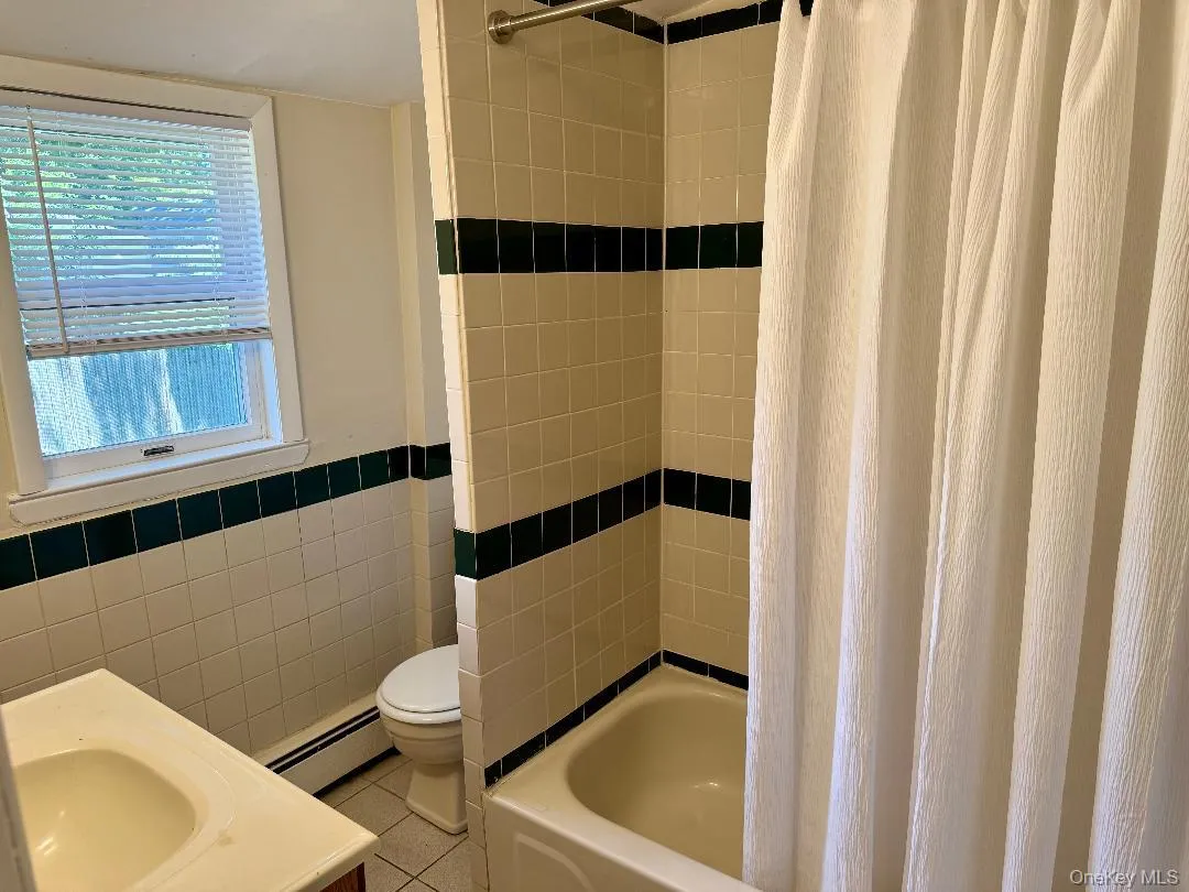18 Kew, Brookhaven, NY, 2 Bedrooms Bedrooms, 5 Rooms Rooms,1 BathroomBathrooms,Residential,For Rent,Kew,0,1029857 18 Kew, Brookhaven, NY, 2 Bedrooms Bedrooms, 5 Rooms Rooms,1 BathroomBathrooms,Residential,For Rent,Kew,0,1029857