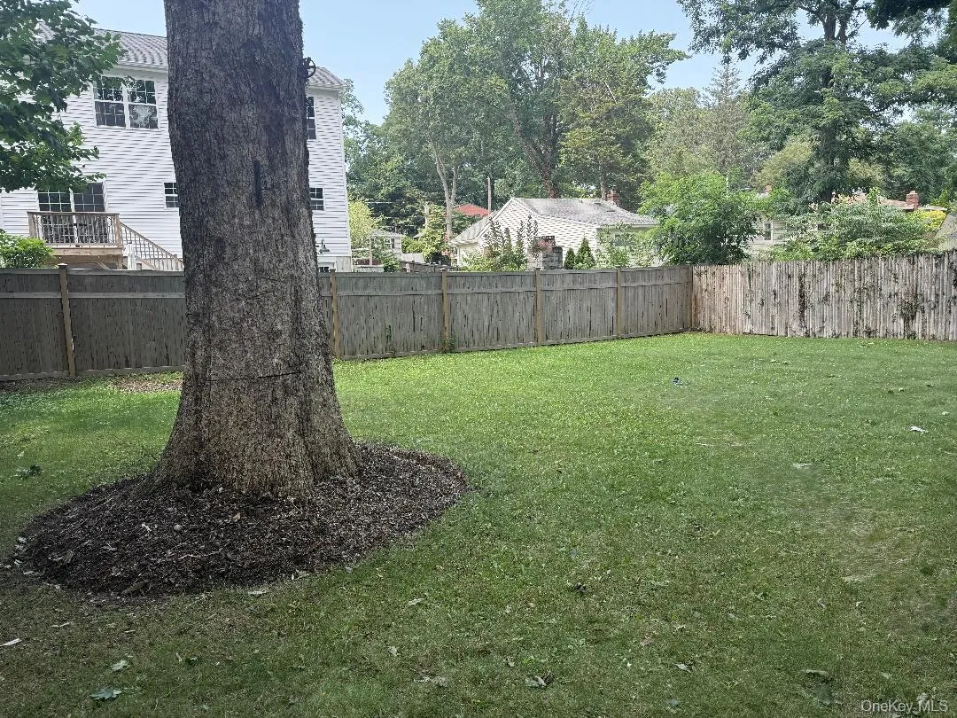 18 Kew, Brookhaven, NY, 2 Bedrooms Bedrooms, 5 Rooms Rooms,1 BathroomBathrooms,Residential,For Rent,Kew,0,1029857 18 Kew, Brookhaven, NY, 2 Bedrooms Bedrooms, 5 Rooms Rooms,1 BathroomBathrooms,Residential,For Rent,Kew,0,1029857