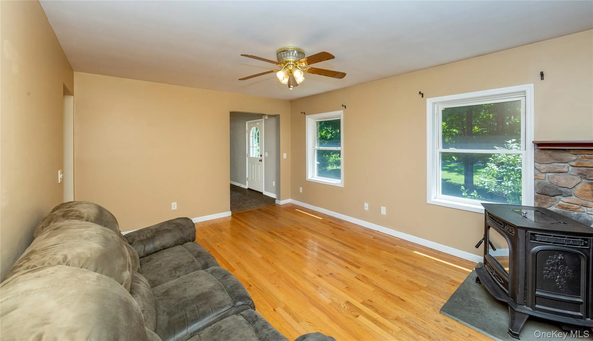 Hardwood floors and ceiling fan. Hardwood floors and ceiling fan.