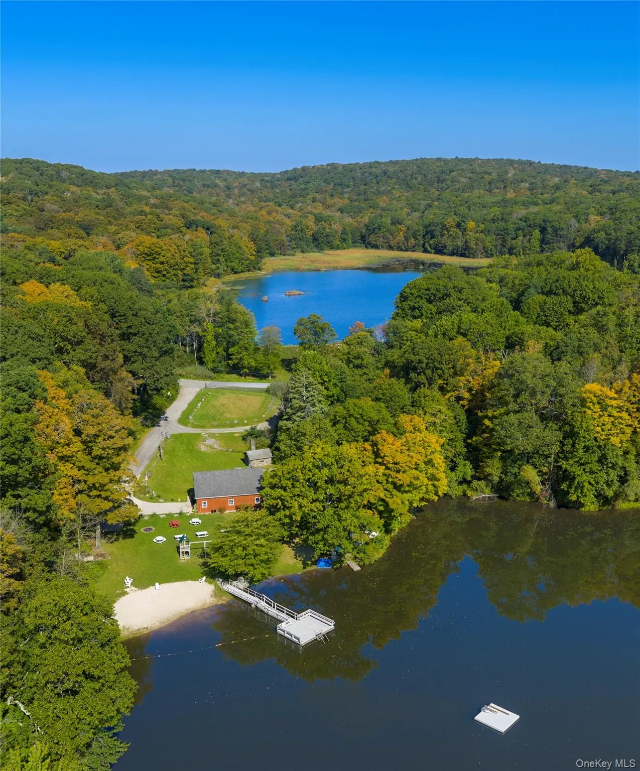 A picturesque lake community... A picturesque lake community...