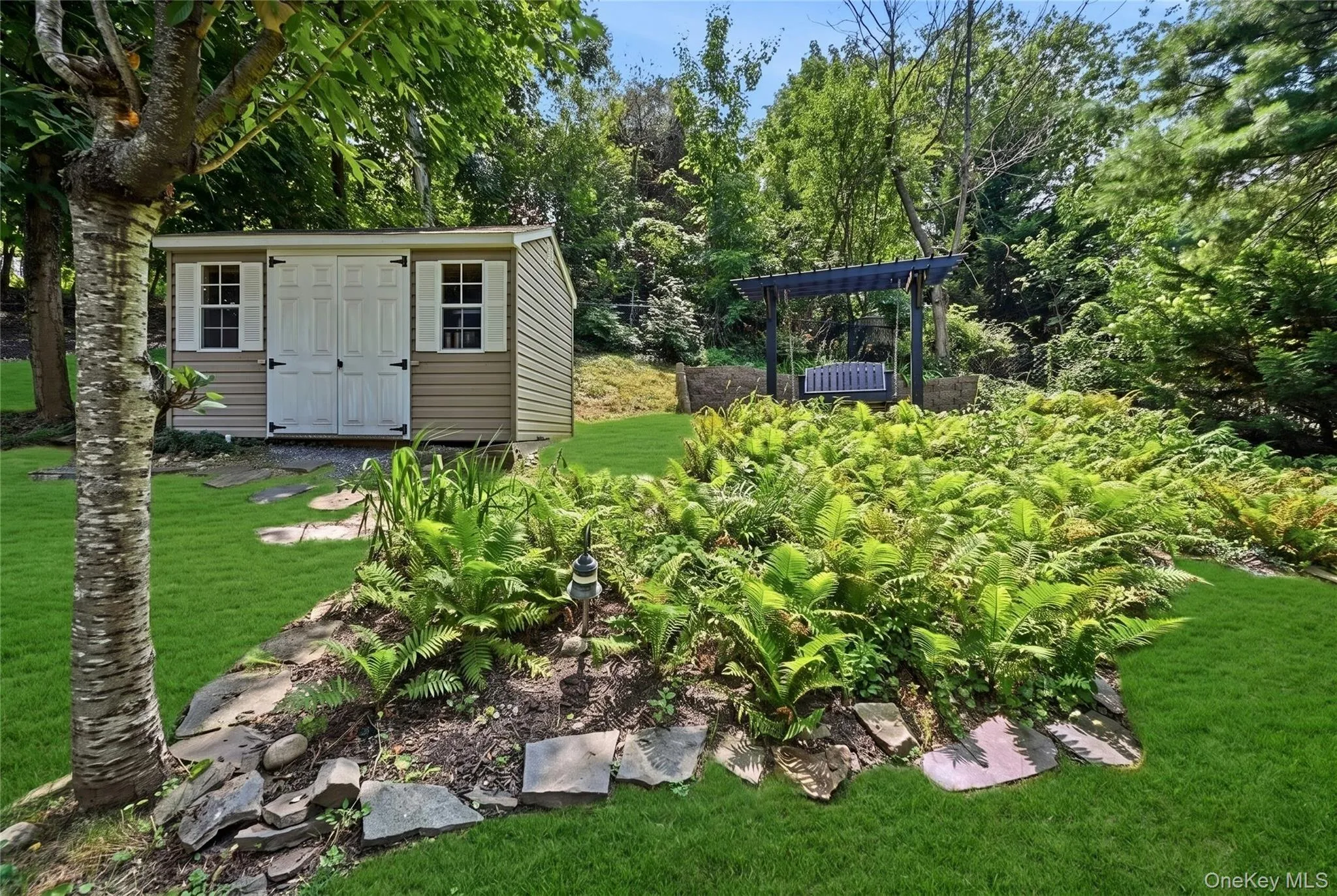 18 Washington Place, Huntington, NY, 3 Bedrooms Bedrooms, 8 Rooms Rooms,2 BathroomsBathrooms,Residential,For Rent,Washington,0,1029867 18 Washington Place, Huntington, NY, 3 Bedrooms Bedrooms, 8 Rooms Rooms,2 BathroomsBathrooms,Residential,For Rent,Washington,0,1029867