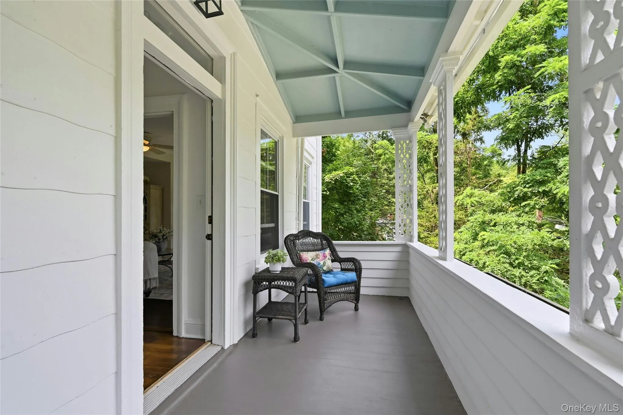 18 Washington Place, Huntington, NY, 3 Bedrooms Bedrooms, 8 Rooms Rooms,2 BathroomsBathrooms,Residential,For Rent,Washington,0,1029867 18 Washington Place, Huntington, NY, 3 Bedrooms Bedrooms, 8 Rooms Rooms,2 BathroomsBathrooms,Residential,For Rent,Washington,0,1029867