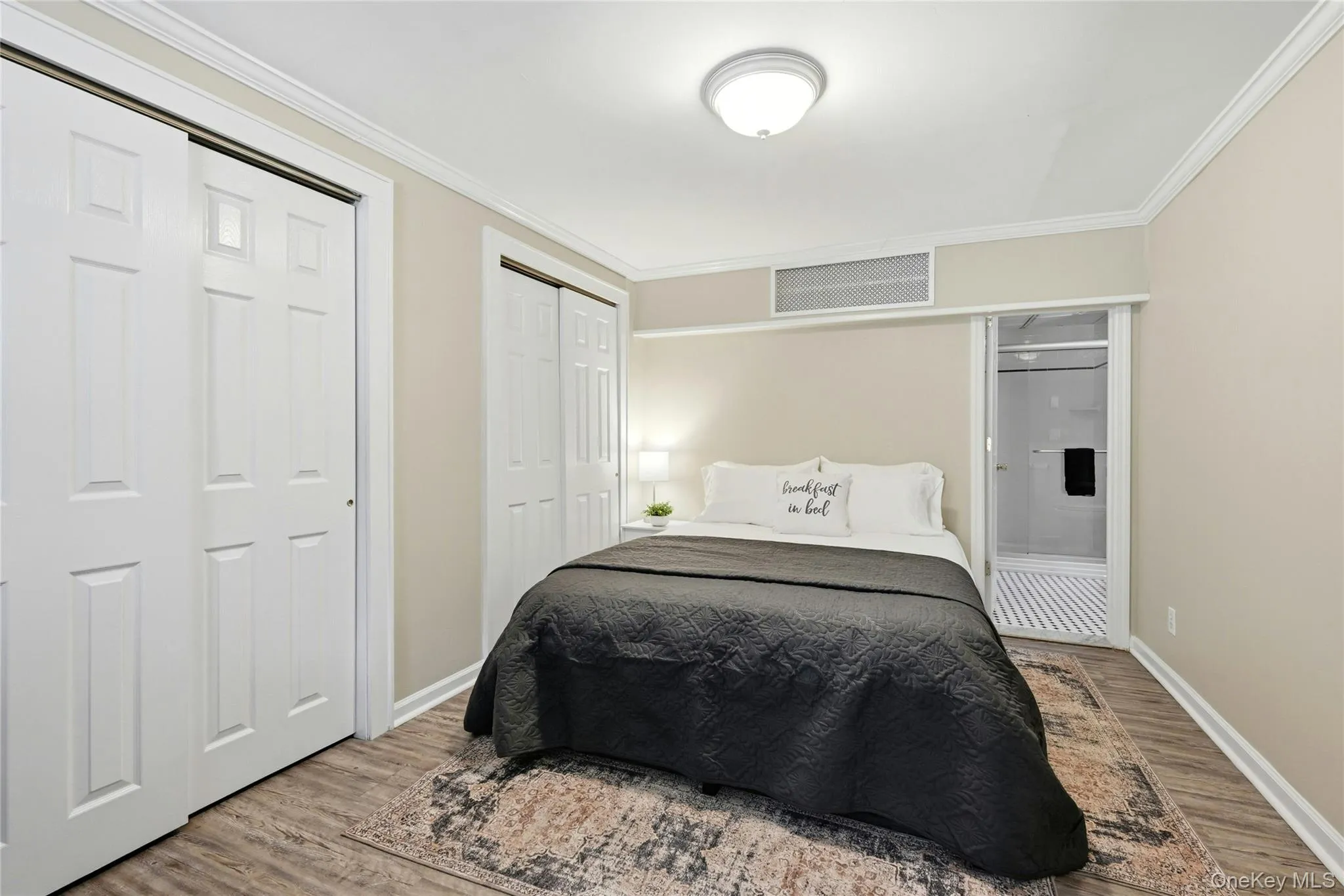 18 Washington Place, Huntington, NY, 3 Bedrooms Bedrooms, 8 Rooms Rooms,2 BathroomsBathrooms,Residential,For Rent,Washington,0,1029867 18 Washington Place, Huntington, NY, 3 Bedrooms Bedrooms, 8 Rooms Rooms,2 BathroomsBathrooms,Residential,For Rent,Washington,0,1029867