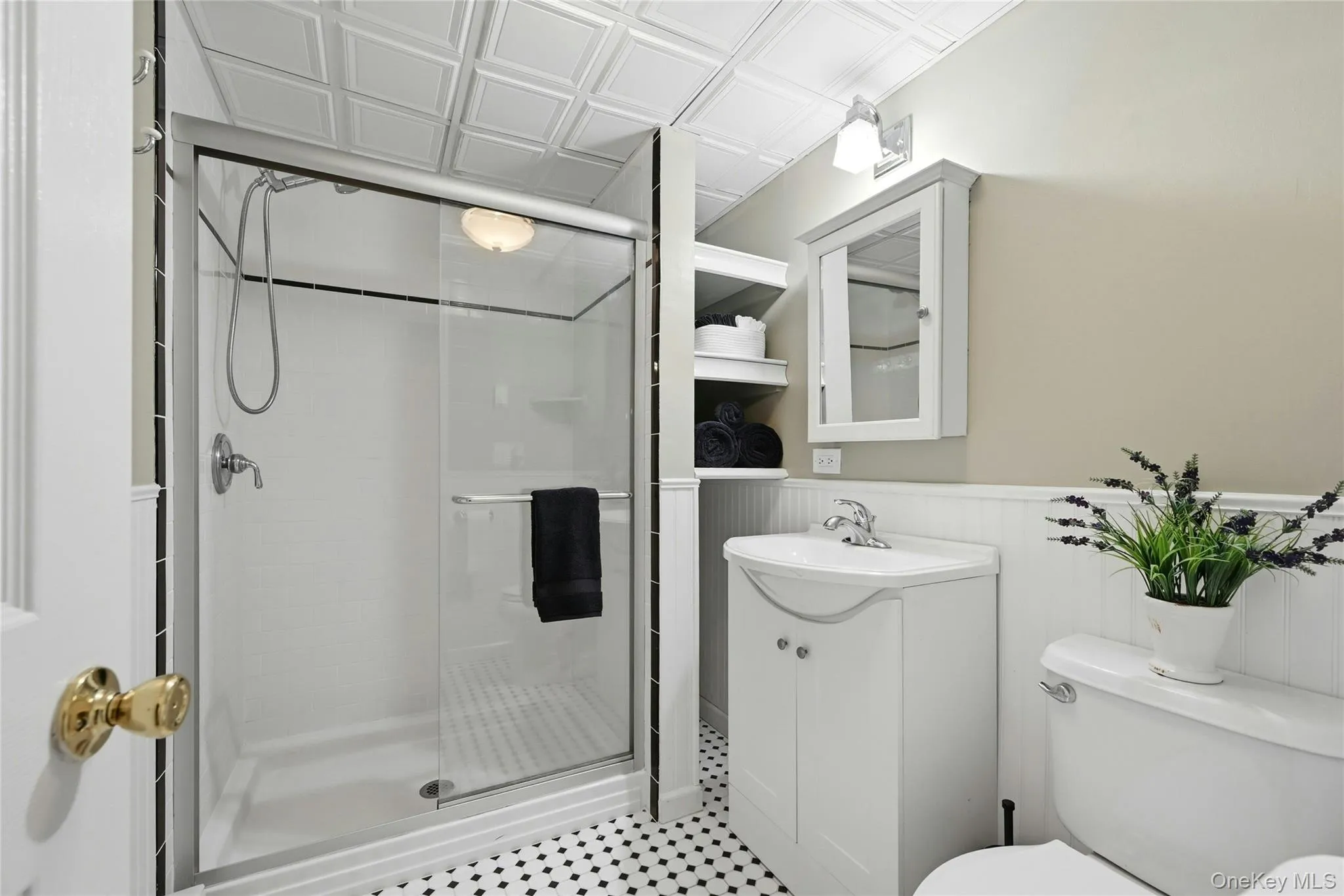 18 Washington Place, Huntington, NY, 3 Bedrooms Bedrooms, 8 Rooms Rooms,2 BathroomsBathrooms,Residential,For Rent,Washington,0,1029867 18 Washington Place, Huntington, NY, 3 Bedrooms Bedrooms, 8 Rooms Rooms,2 BathroomsBathrooms,Residential,For Rent,Washington,0,1029867