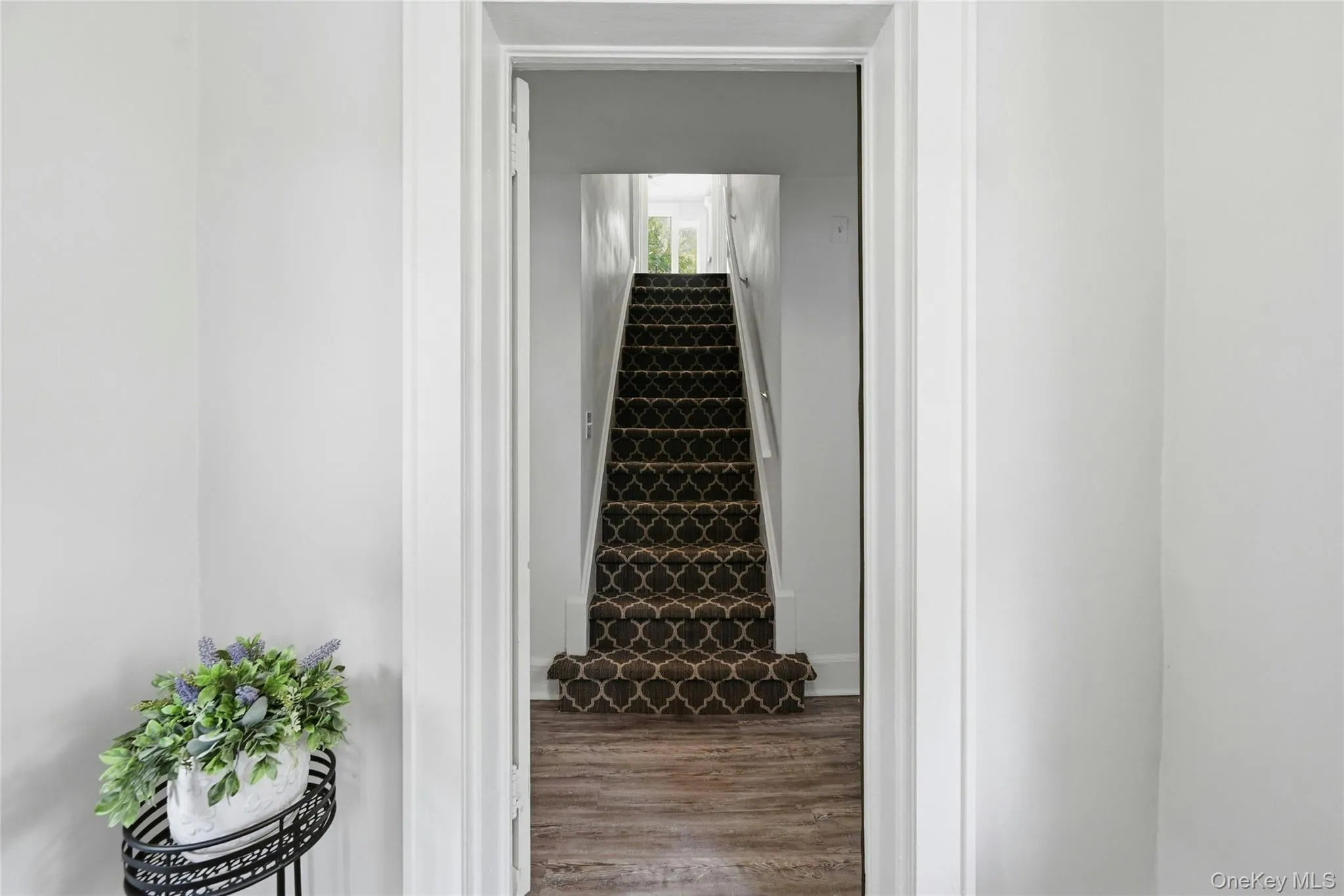 18 Washington Place, Huntington, NY, 3 Bedrooms Bedrooms, 8 Rooms Rooms,2 BathroomsBathrooms,Residential,For Rent,Washington,0,1029867 18 Washington Place, Huntington, NY, 3 Bedrooms Bedrooms, 8 Rooms Rooms,2 BathroomsBathrooms,Residential,For Rent,Washington,0,1029867