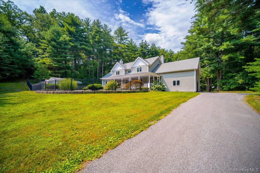 49 Barkit Kennel Road, Pleasant Valley, NY, 3 Bedrooms Bedrooms, 10 Rooms Rooms,2 BathroomsBathrooms,Residential,For Rent,Barkit Kennel,0,1029871 49 Barkit Kennel Road, Pleasant Valley, NY, 3 Bedrooms Bedrooms, 10 Rooms Rooms,2 BathroomsBathrooms,Residential,For Rent,Barkit Kennel,0,1029871