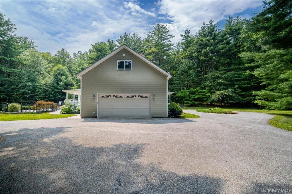 49 Barkit Kennel Road, Pleasant Valley, NY, 3 Bedrooms Bedrooms, 10 Rooms Rooms,2 BathroomsBathrooms,Residential,For Rent,Barkit Kennel,0,1029871 49 Barkit Kennel Road, Pleasant Valley, NY, 3 Bedrooms Bedrooms, 10 Rooms Rooms,2 BathroomsBathrooms,Residential,For Rent,Barkit Kennel,0,1029871