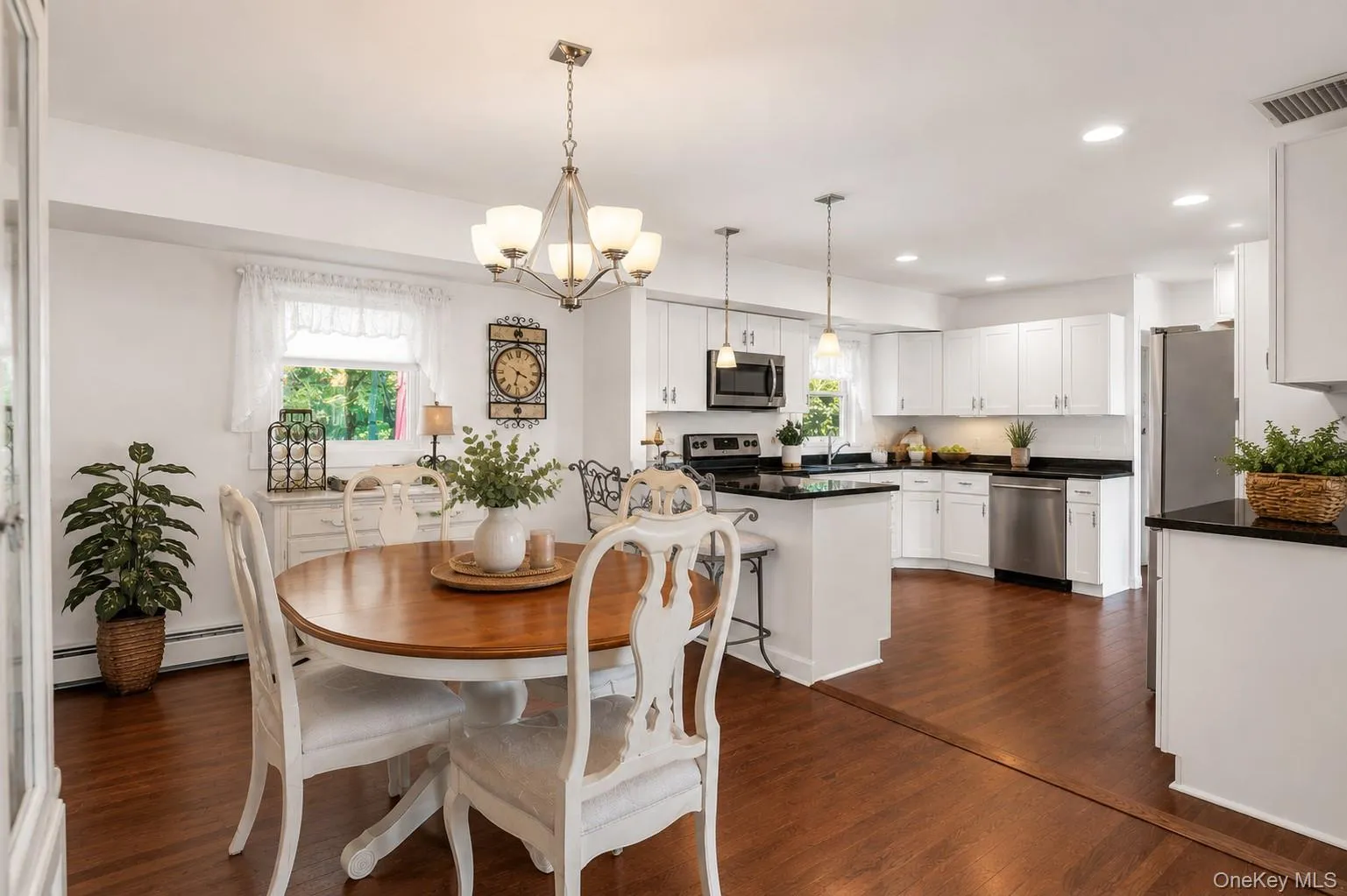 2 Salem Drive, Brookhaven, NY, 3 Bedrooms Bedrooms, 8 Rooms Rooms,2 BathroomsBathrooms,Residential,For Rent,Salem,0,1029873 2 Salem Drive, Brookhaven, NY, 3 Bedrooms Bedrooms, 8 Rooms Rooms,2 BathroomsBathrooms,Residential,For Rent,Salem,0,1029873