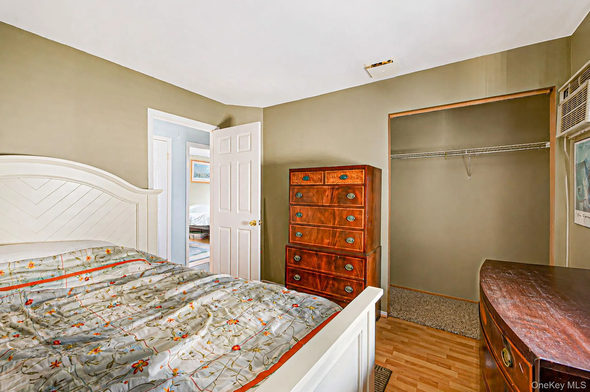 32 Yacht Club Road, Babylon, NY, 5 Bedrooms Bedrooms, 10 Rooms Rooms,2 BathroomsBathrooms,Residential,For Rent,Yacht Club,0,1029874 32 Yacht Club Road, Babylon, NY, 5 Bedrooms Bedrooms, 10 Rooms Rooms,2 BathroomsBathrooms,Residential,For Rent,Yacht Club,0,1029874