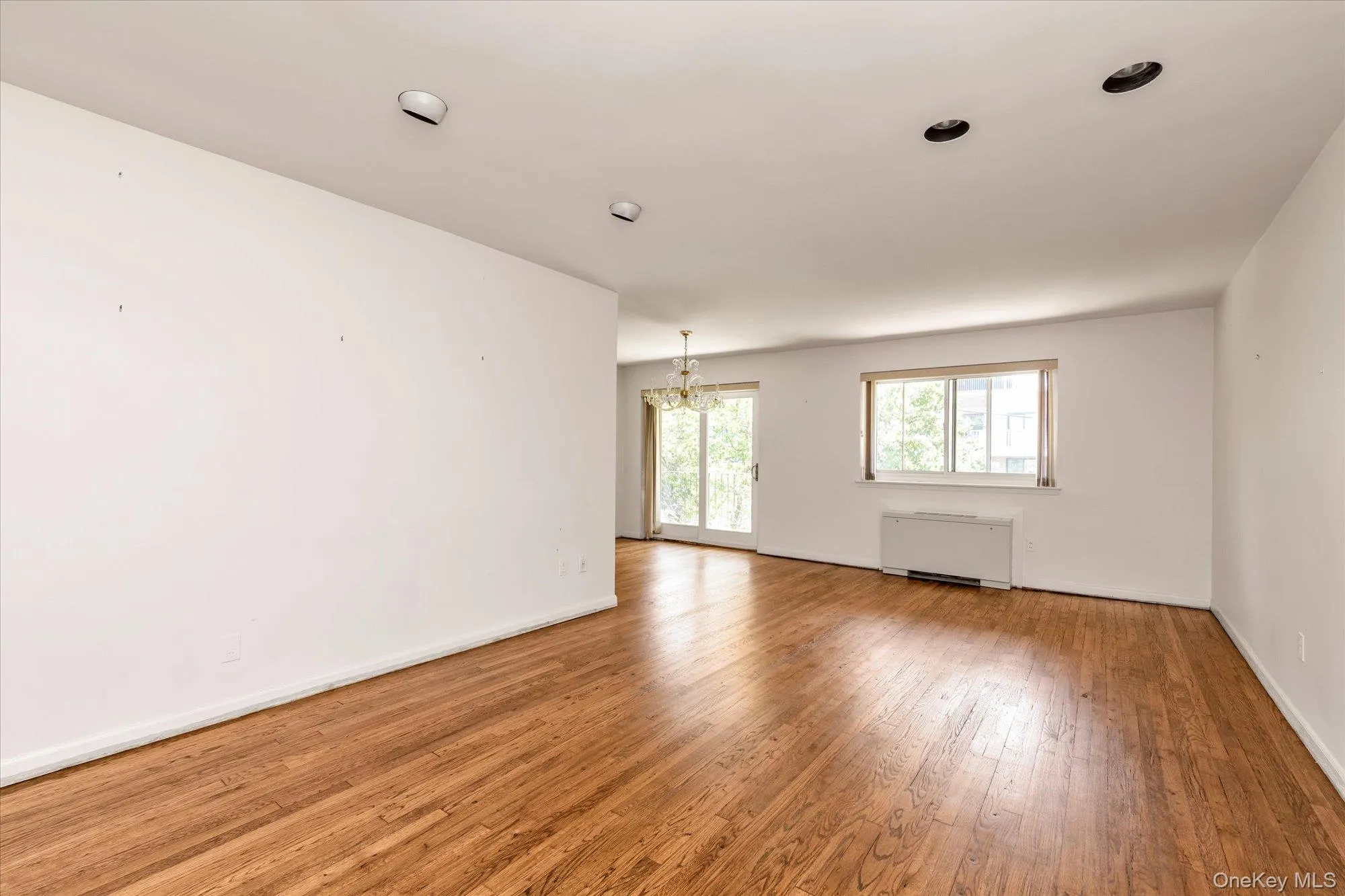30 Barstow Road, North Hempstead, NY, 2 Bedrooms Bedrooms, 5 Rooms Rooms,2 BathroomsBathrooms,Residential,For Rent,Barstow,0,1029883 30 Barstow Road, North Hempstead, NY, 2 Bedrooms Bedrooms, 5 Rooms Rooms,2 BathroomsBathrooms,Residential,For Rent,Barstow,0,1029883