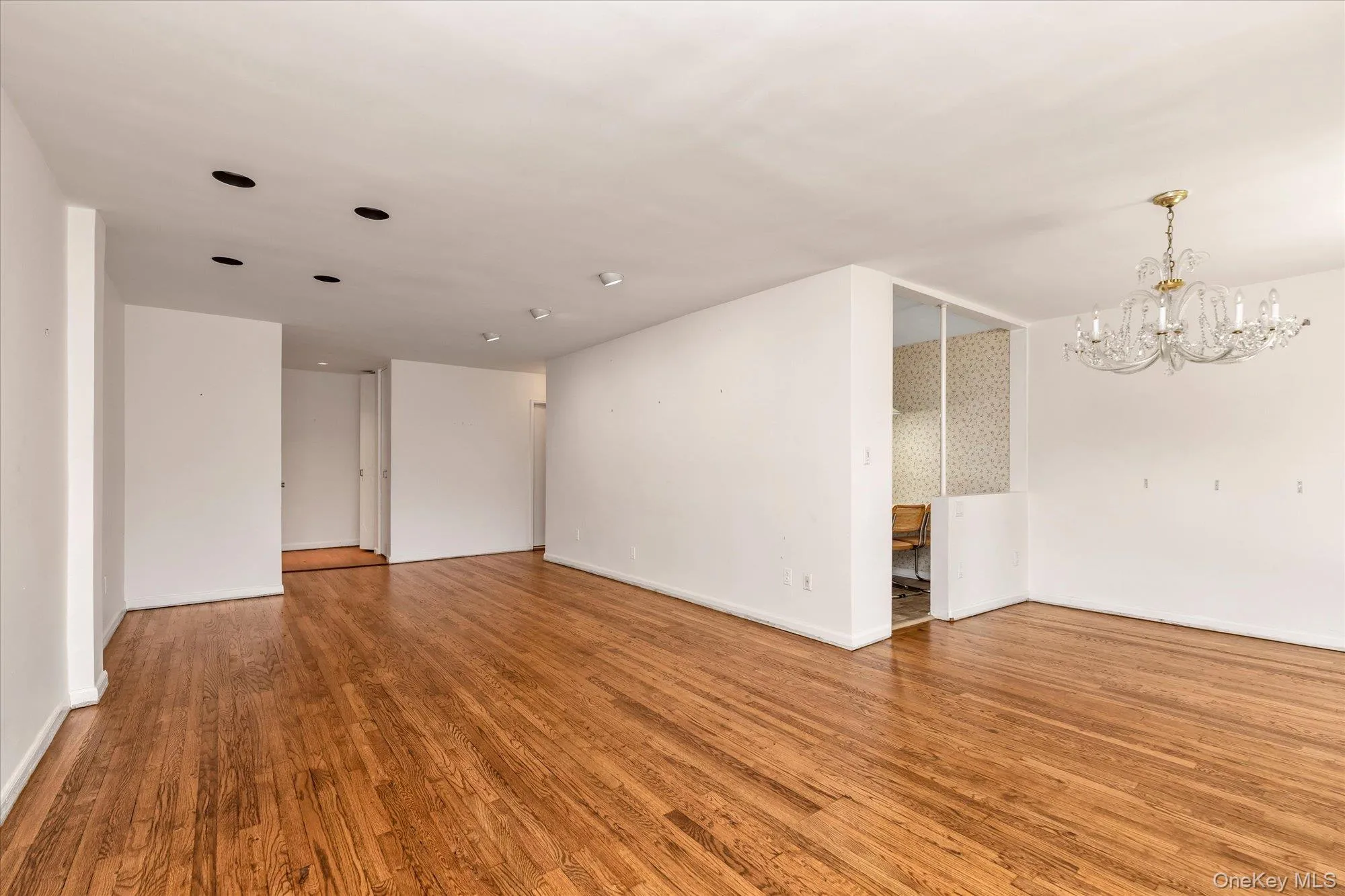 30 Barstow Road, North Hempstead, NY, 2 Bedrooms Bedrooms, 5 Rooms Rooms,2 BathroomsBathrooms,Residential,For Rent,Barstow,0,1029883 30 Barstow Road, North Hempstead, NY, 2 Bedrooms Bedrooms, 5 Rooms Rooms,2 BathroomsBathrooms,Residential,For Rent,Barstow,0,1029883