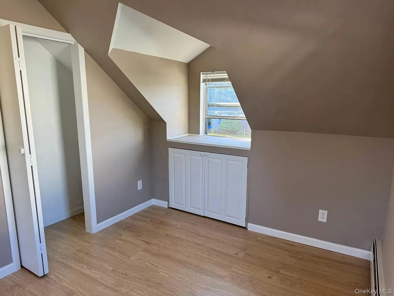 152 Throop Street, West Babylon, NY, 1 Bedroom Bedrooms, 2 Rooms Rooms,1 BathroomBathrooms,Residential Lease,For Rent,Throop,0,1029884 152 Throop Street, West Babylon, NY, 1 Bedroom Bedrooms, 2 Rooms Rooms,1 BathroomBathrooms,Residential Lease,For Rent,Throop,0,1029884