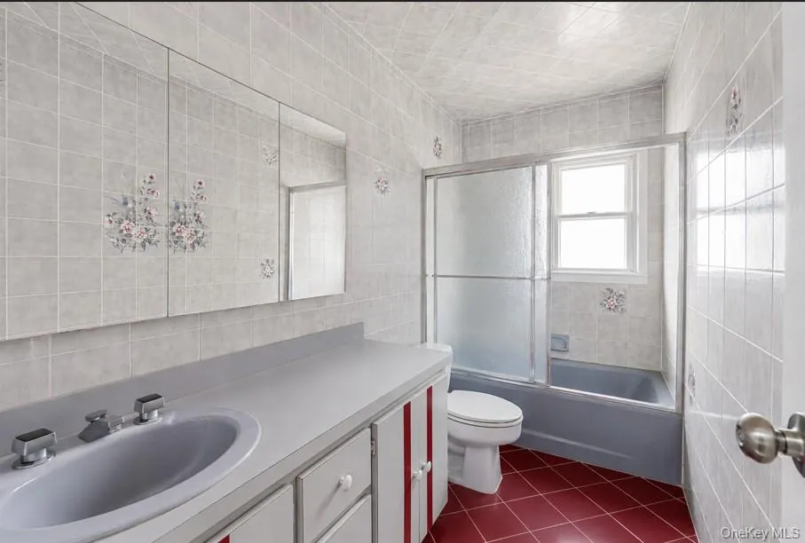 2508 64th Street, New York, NY, 4 Bedrooms Bedrooms, 8 Rooms Rooms,3 BathroomsBathrooms,Residential,For Rent,64th,0,1029885 2508 64th Street, New York, NY, 4 Bedrooms Bedrooms, 8 Rooms Rooms,3 BathroomsBathrooms,Residential,For Rent,64th,0,1029885