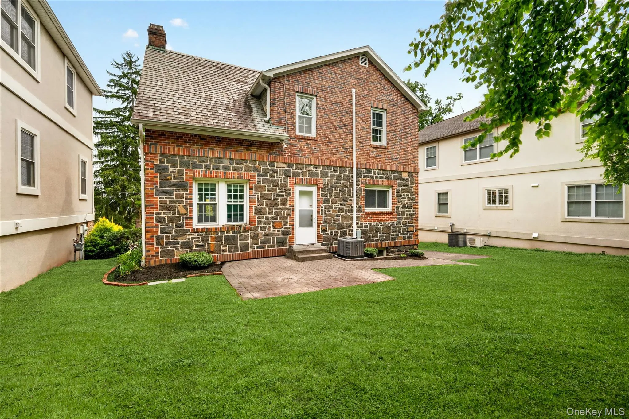100 Franklin Street, Clarkstown, NY, 3 Bedrooms Bedrooms, 8 Rooms Rooms,1 BathroomBathrooms,Residential Lease,For Rent,Franklin,0,1029890 100 Franklin Street, Clarkstown, NY, 3 Bedrooms Bedrooms, 8 Rooms Rooms,1 BathroomBathrooms,Residential Lease,For Rent,Franklin,0,1029890