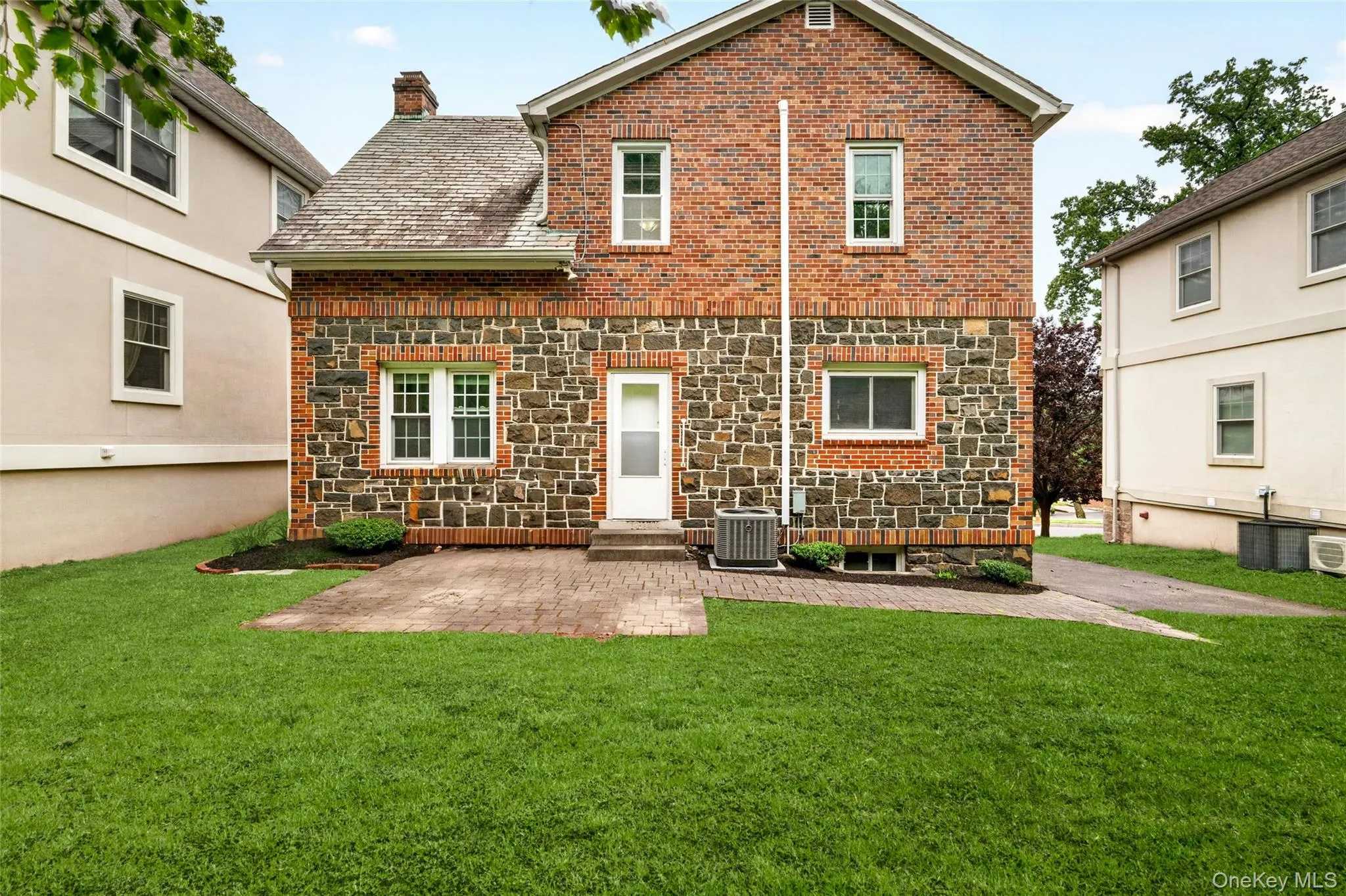 100 Franklin Street, Clarkstown, NY, 3 Bedrooms Bedrooms, 8 Rooms Rooms,1 BathroomBathrooms,Residential Lease,For Rent,Franklin,0,1029890 100 Franklin Street, Clarkstown, NY, 3 Bedrooms Bedrooms, 8 Rooms Rooms,1 BathroomBathrooms,Residential Lease,For Rent,Franklin,0,1029890