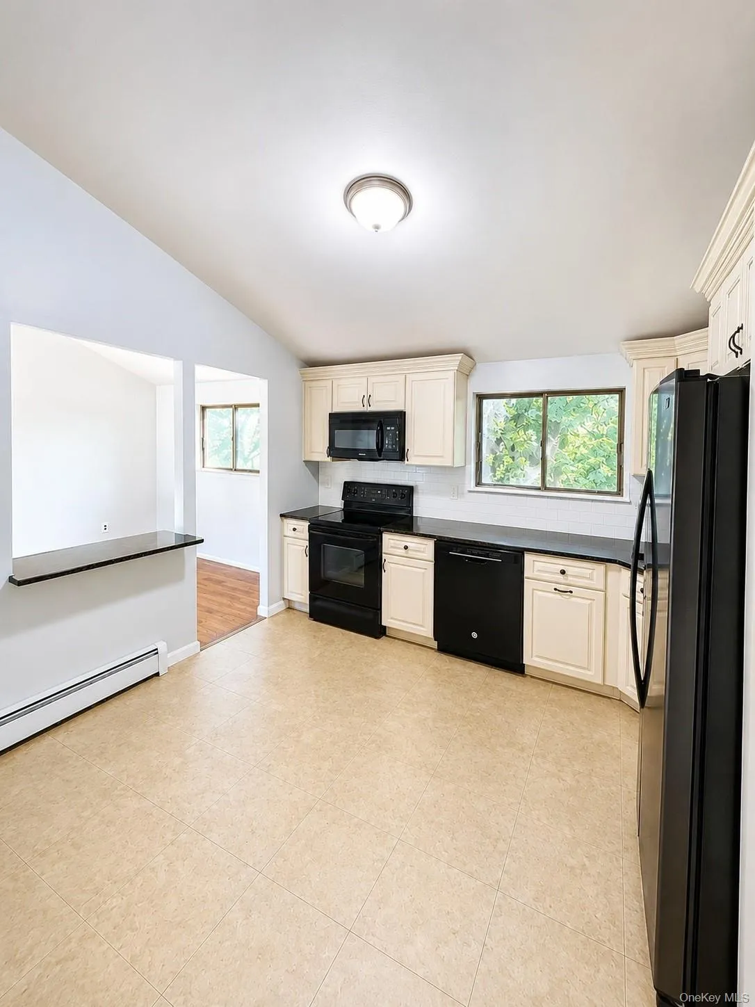 150 8th Avenue, Brookhaven, NY, 4 Bedrooms Bedrooms, 8 Rooms Rooms,1 BathroomBathrooms,Residential,For Rent,8th,0,1029892 150 8th Avenue, Brookhaven, NY, 4 Bedrooms Bedrooms, 8 Rooms Rooms,1 BathroomBathrooms,Residential,For Rent,8th,0,1029892