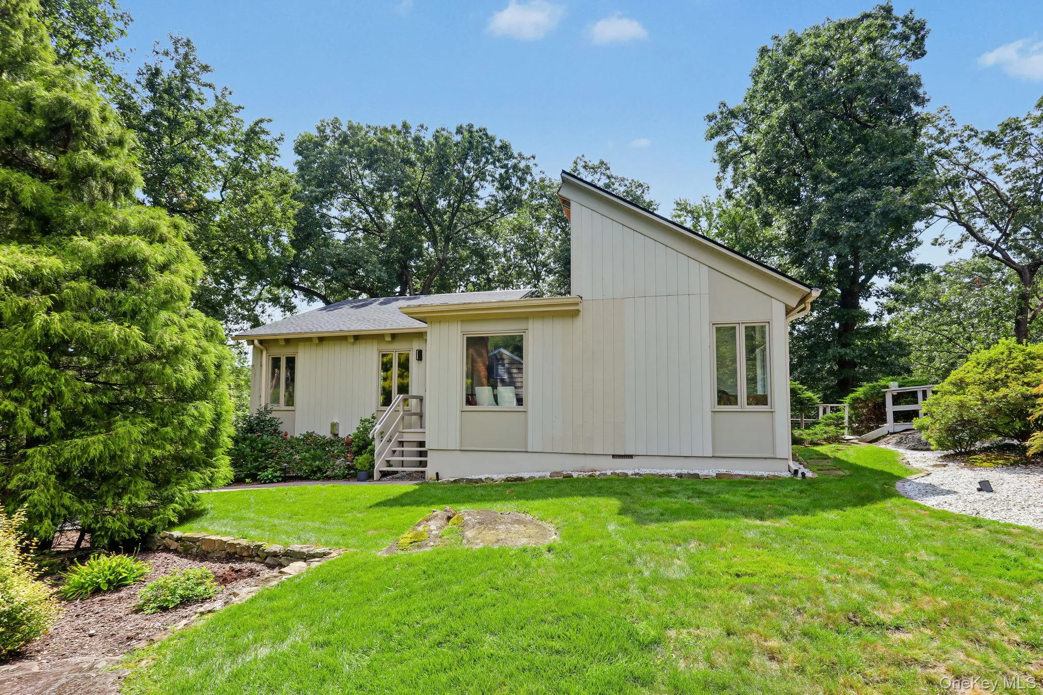 4 Leatherstocking Lane, Mamaroneck, NY, 3 Bedrooms Bedrooms, 7 Rooms Rooms,2 BathroomsBathrooms,Residential,For Rent,Leatherstocking,0,1029901 4 Leatherstocking Lane, Mamaroneck, NY, 3 Bedrooms Bedrooms, 7 Rooms Rooms,2 BathroomsBathrooms,Residential,For Rent,Leatherstocking,0,1029901