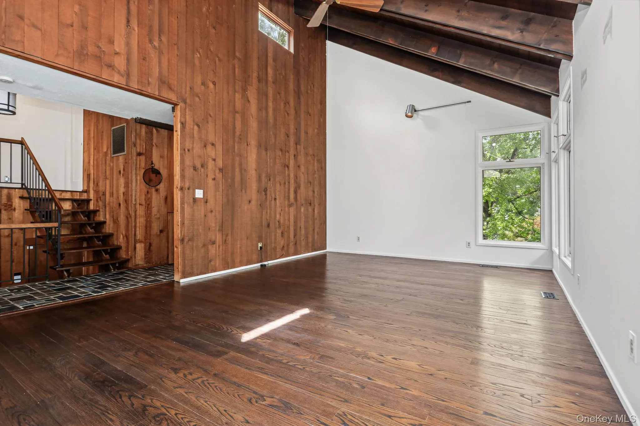 4 Leatherstocking Lane, Mamaroneck, NY, 3 Bedrooms Bedrooms, 7 Rooms Rooms,2 BathroomsBathrooms,Residential,For Rent,Leatherstocking,0,1029901 4 Leatherstocking Lane, Mamaroneck, NY, 3 Bedrooms Bedrooms, 7 Rooms Rooms,2 BathroomsBathrooms,Residential,For Rent,Leatherstocking,0,1029901