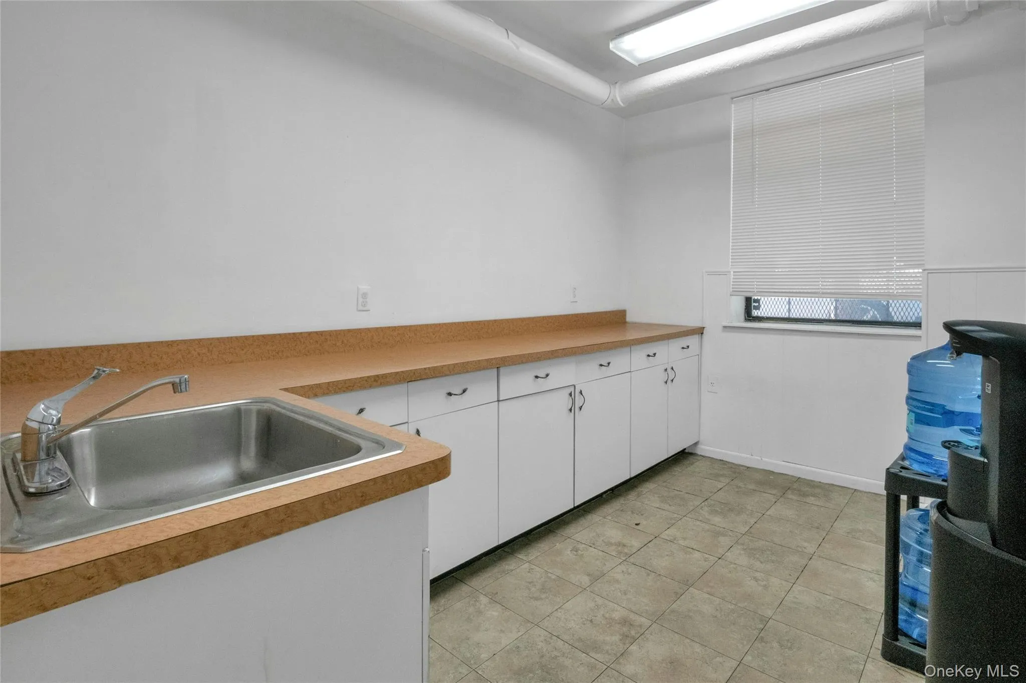 2400 Davidson Avenue, New York, NY, ,Commercial Lease,For Rent,Davidson,0,1029902 2400 Davidson Avenue, New York, NY, ,Commercial Lease,For Rent,Davidson,0,1029902
