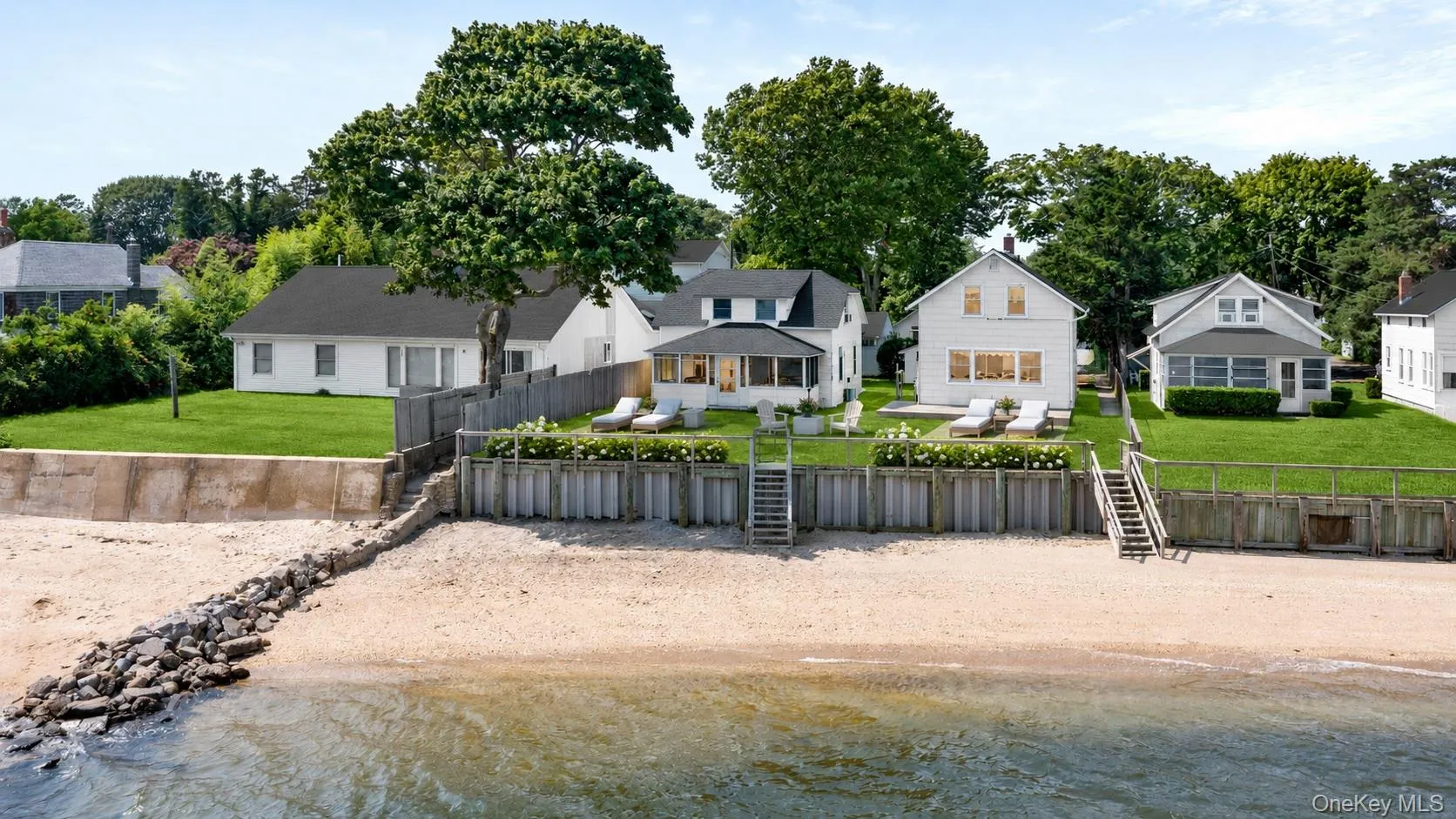 18 Smith Lane, Riverhead, NY, 13 Bedrooms Bedrooms, 13 Rooms Rooms,6 BathroomsBathrooms,Residential,For Rent,Smith,0,1029909 18 Smith Lane, Riverhead, NY, 13 Bedrooms Bedrooms, 13 Rooms Rooms,6 BathroomsBathrooms,Residential,For Rent,Smith,0,1029909
