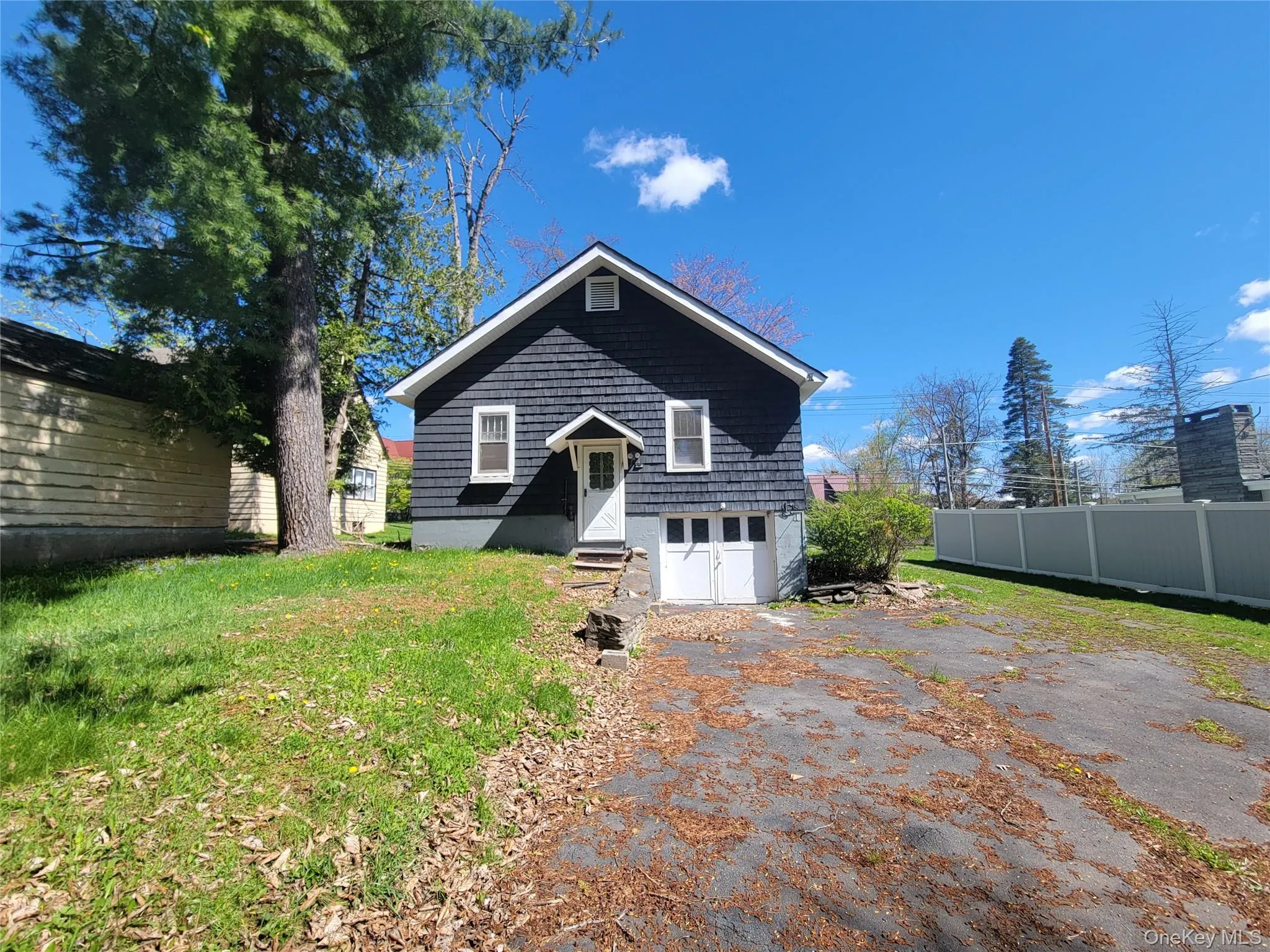 104 Buckley Street, Liberty, NY, 2 Bedrooms Bedrooms, 6 Rooms Rooms,1 BathroomBathrooms,Residential,For Rent,Buckley,0,1029911 104 Buckley Street, Liberty, NY, 2 Bedrooms Bedrooms, 6 Rooms Rooms,1 BathroomBathrooms,Residential,For Rent,Buckley,0,1029911