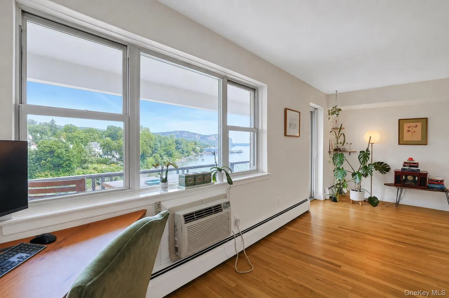 103 Gedney Street, Orangetown, NY, 1 Bedroom Bedrooms, 4 Rooms Rooms,1 BathroomBathrooms,Residential,For Rent,Gedney,0,1029914 103 Gedney Street, Orangetown, NY, 1 Bedroom Bedrooms, 4 Rooms Rooms,1 BathroomBathrooms,Residential,For Rent,Gedney,0,1029914