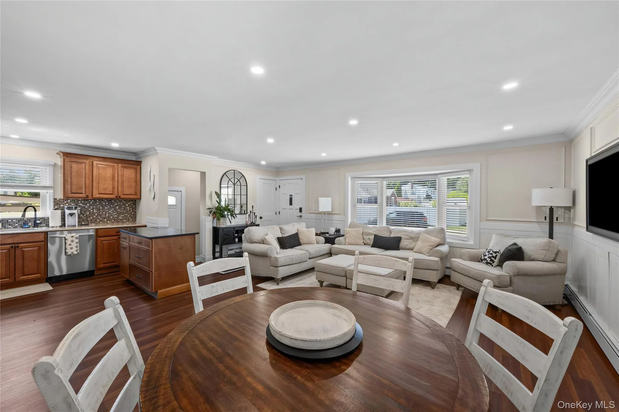 241 Houston Street, Babylon, NY, 3 Bedrooms Bedrooms, 7 Rooms Rooms,1 BathroomBathrooms,Residential,For Rent,Houston,0,1029916 241 Houston Street, Babylon, NY, 3 Bedrooms Bedrooms, 7 Rooms Rooms,1 BathroomBathrooms,Residential,For Rent,Houston,0,1029916