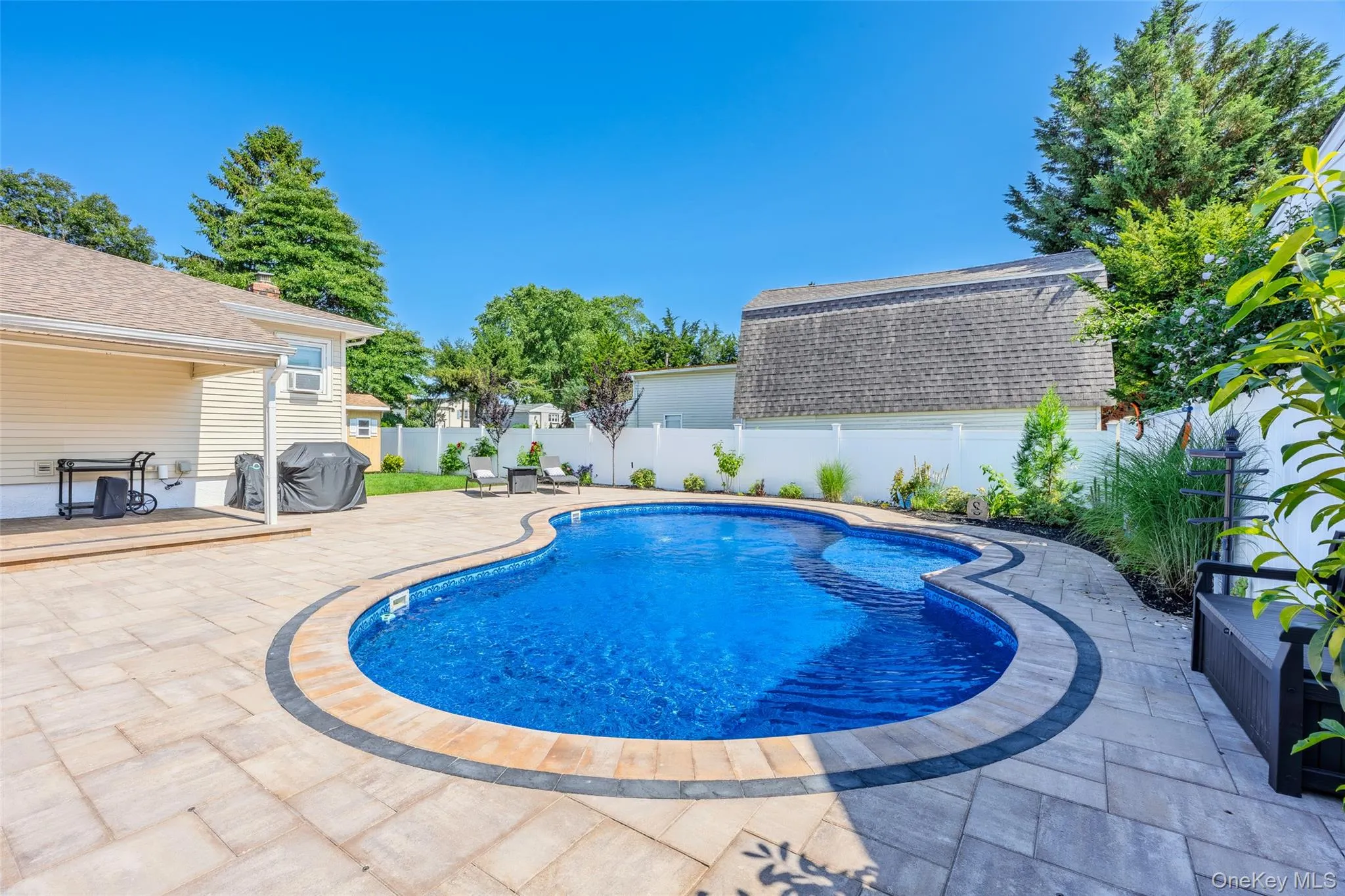 241 Houston Street, Babylon, NY, 3 Bedrooms Bedrooms, 7 Rooms Rooms,1 BathroomBathrooms,Residential,For Rent,Houston,0,1029916 241 Houston Street, Babylon, NY, 3 Bedrooms Bedrooms, 7 Rooms Rooms,1 BathroomBathrooms,Residential,For Rent,Houston,0,1029916