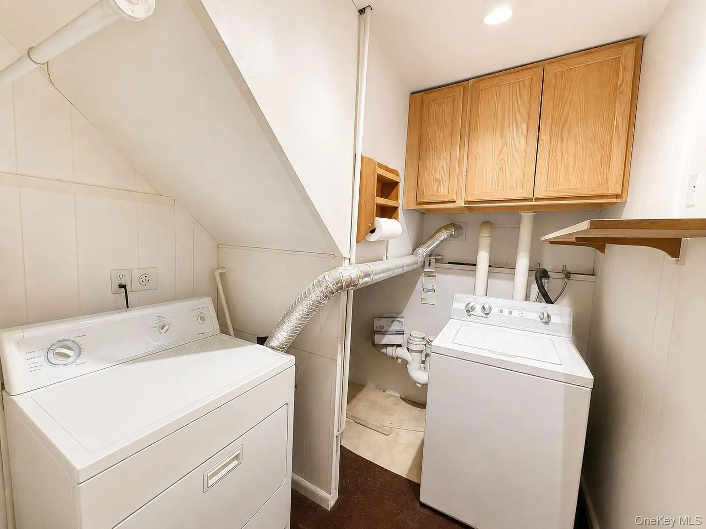 15 Old Anvil Lane, Middletown, NY, 3 Bedrooms Bedrooms, 7 Rooms Rooms,2 BathroomsBathrooms,Residential,For Rent,Old Anvil,0,1029917 15 Old Anvil Lane, Middletown, NY, 3 Bedrooms Bedrooms, 7 Rooms Rooms,2 BathroomsBathrooms,Residential,For Rent,Old Anvil,0,1029917