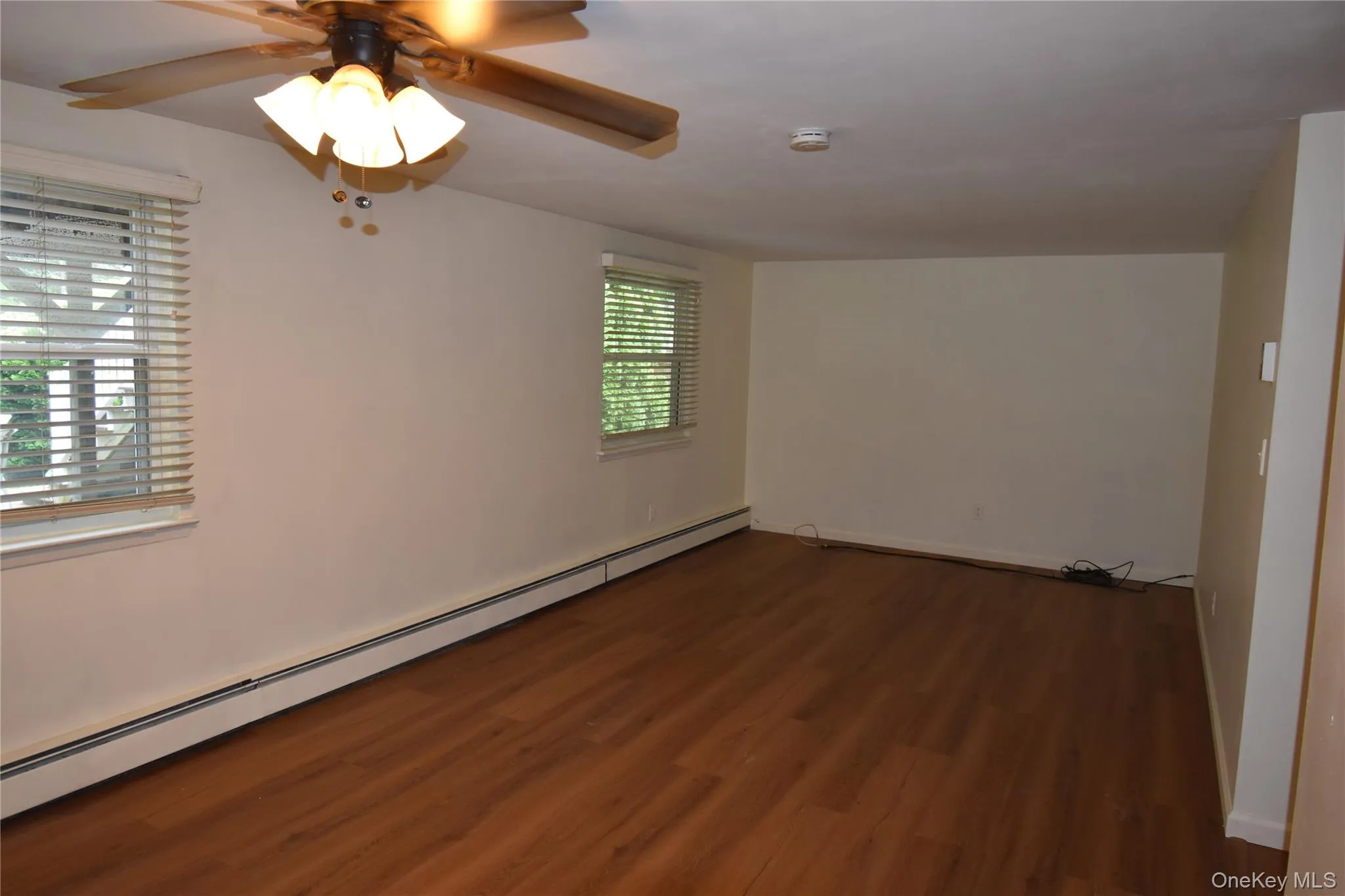 50 Locust Drive, Smithtown, NY, 1 Bedroom Bedrooms, 3 Rooms Rooms,1 BathroomBathrooms,Residential Lease,For Rent,Locust,0,1029928 50 Locust Drive, Smithtown, NY, 1 Bedroom Bedrooms, 3 Rooms Rooms,1 BathroomBathrooms,Residential Lease,For Rent,Locust,0,1029928