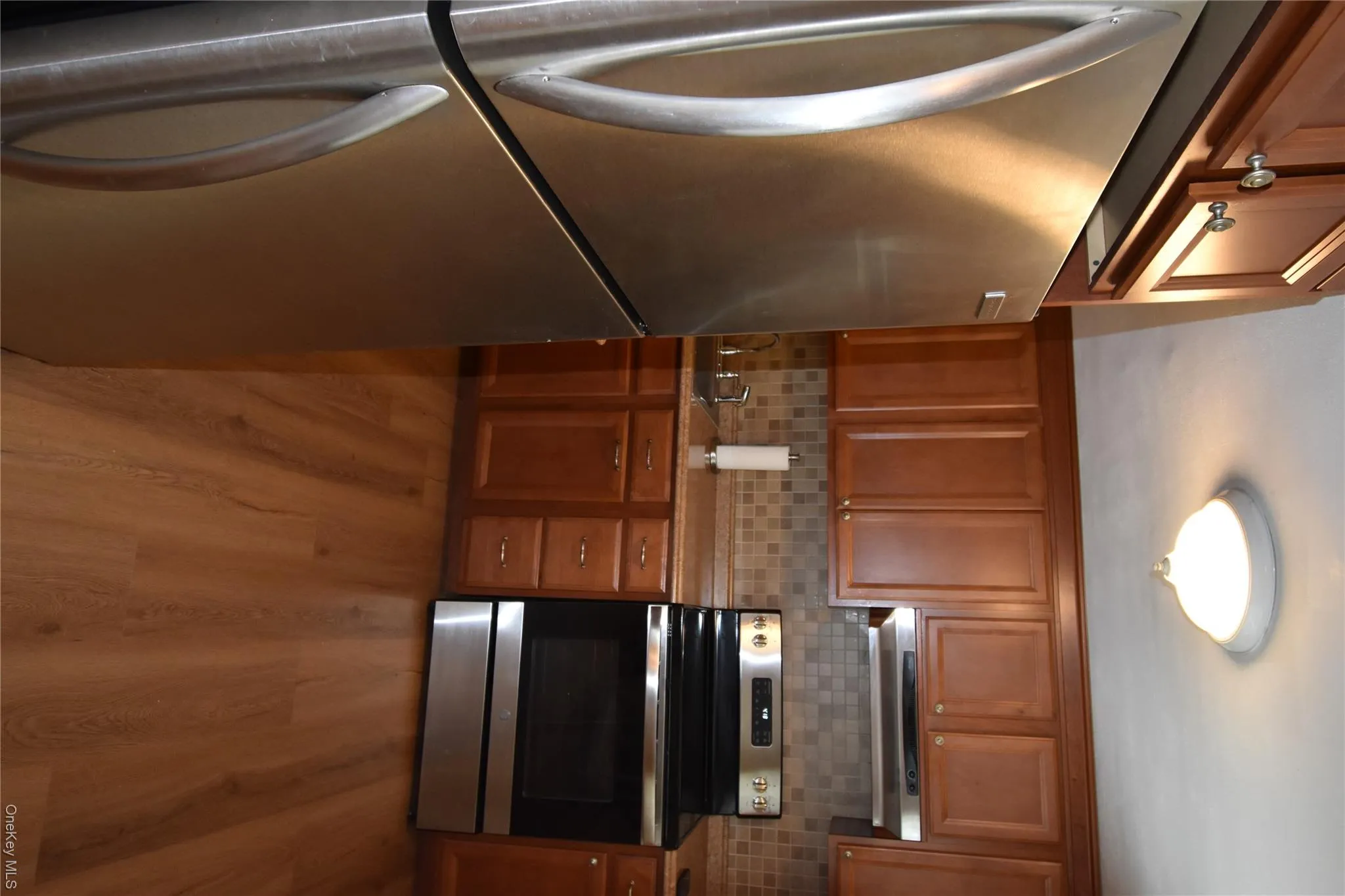 50 Locust Drive, Smithtown, NY, 1 Bedroom Bedrooms, 3 Rooms Rooms,1 BathroomBathrooms,Residential Lease,For Rent,Locust,0,1029928 50 Locust Drive, Smithtown, NY, 1 Bedroom Bedrooms, 3 Rooms Rooms,1 BathroomBathrooms,Residential Lease,For Rent,Locust,0,1029928