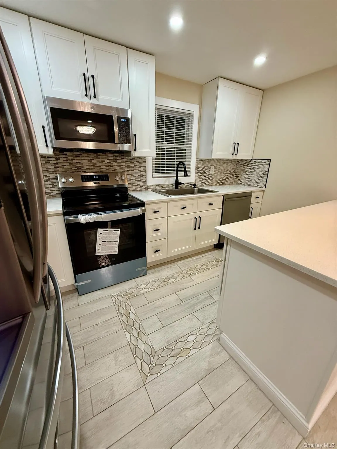 66 Elm Street, Hempstead, NY, 2 Bedrooms Bedrooms, 5 Rooms Rooms,1 BathroomBathrooms,Residential Lease,For Rent,Elm,0,1029929 66 Elm Street, Hempstead, NY, 2 Bedrooms Bedrooms, 5 Rooms Rooms,1 BathroomBathrooms,Residential Lease,For Rent,Elm,0,1029929