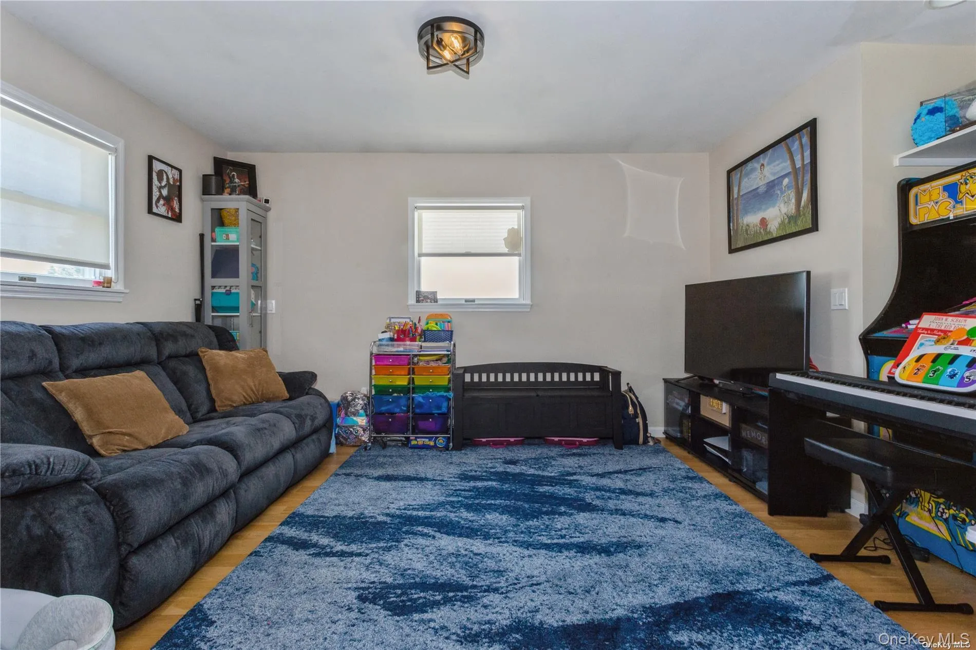 29 Seabreeze Road, Oyster Bay, NY, 3 Bedrooms Bedrooms, 8 Rooms Rooms,2 BathroomsBathrooms,Residential Lease,For Rent,Seabreeze,0,1029937 29 Seabreeze Road, Oyster Bay, NY, 3 Bedrooms Bedrooms, 8 Rooms Rooms,2 BathroomsBathrooms,Residential Lease,For Rent,Seabreeze,0,1029937