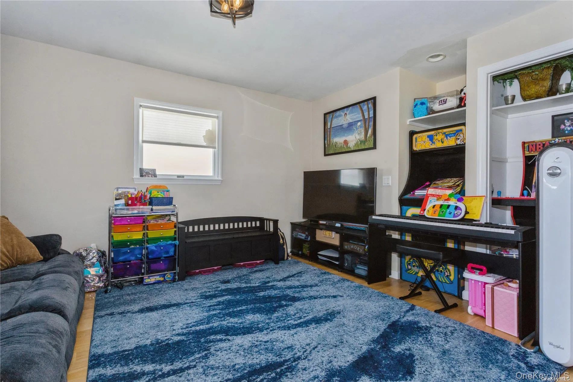 29 Seabreeze Road, Oyster Bay, NY, 3 Bedrooms Bedrooms, 8 Rooms Rooms,2 BathroomsBathrooms,Residential Lease,For Rent,Seabreeze,0,1029937 29 Seabreeze Road, Oyster Bay, NY, 3 Bedrooms Bedrooms, 8 Rooms Rooms,2 BathroomsBathrooms,Residential Lease,For Rent,Seabreeze,0,1029937