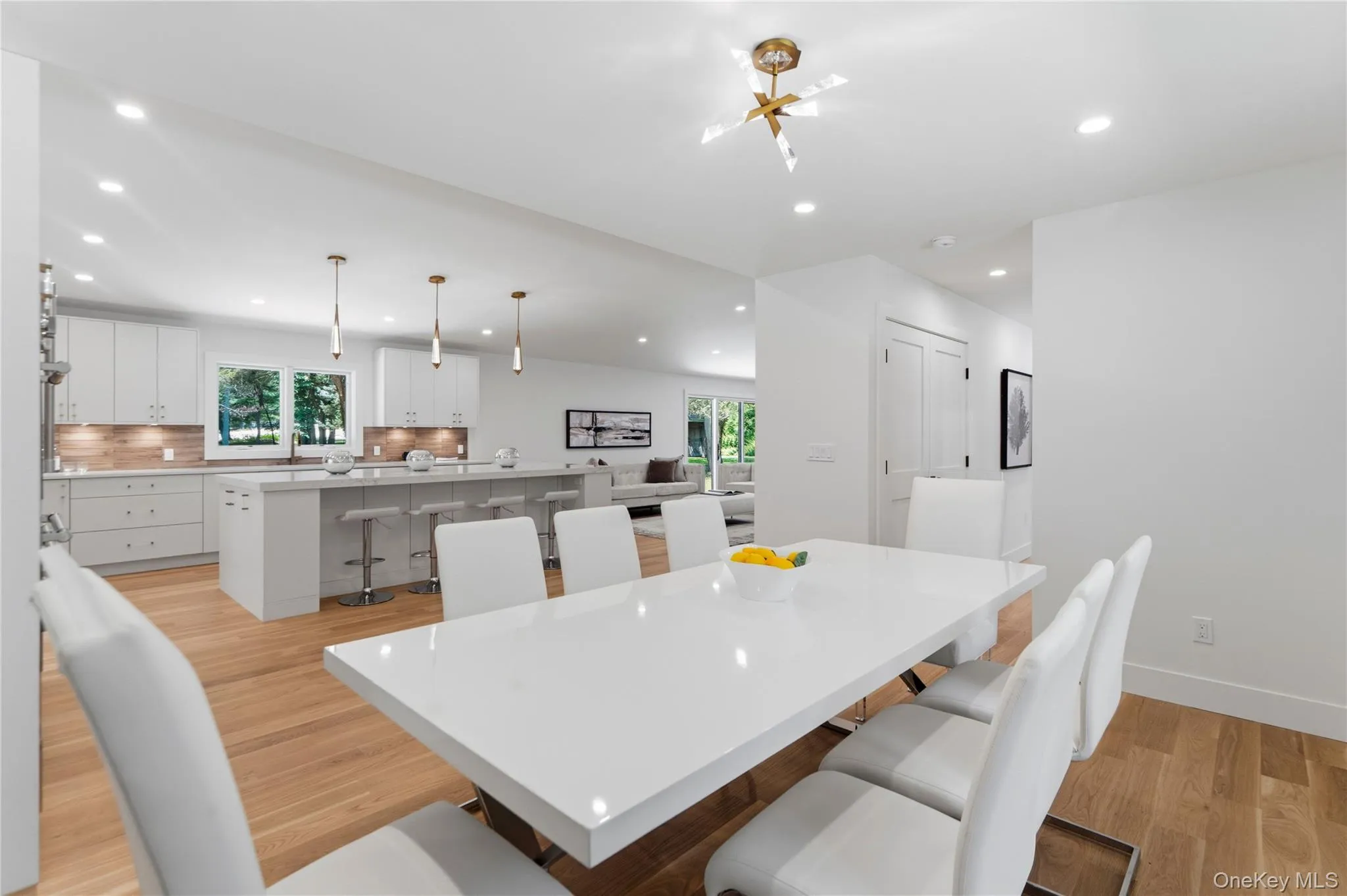 31 Saw Mill Road, Huntington, NY, 5 Bedrooms Bedrooms, 12 Rooms Rooms,3 BathroomsBathrooms,Residential,For Rent,Saw Mill,0,1029939 31 Saw Mill Road, Huntington, NY, 5 Bedrooms Bedrooms, 12 Rooms Rooms,3 BathroomsBathrooms,Residential,For Rent,Saw Mill,0,1029939