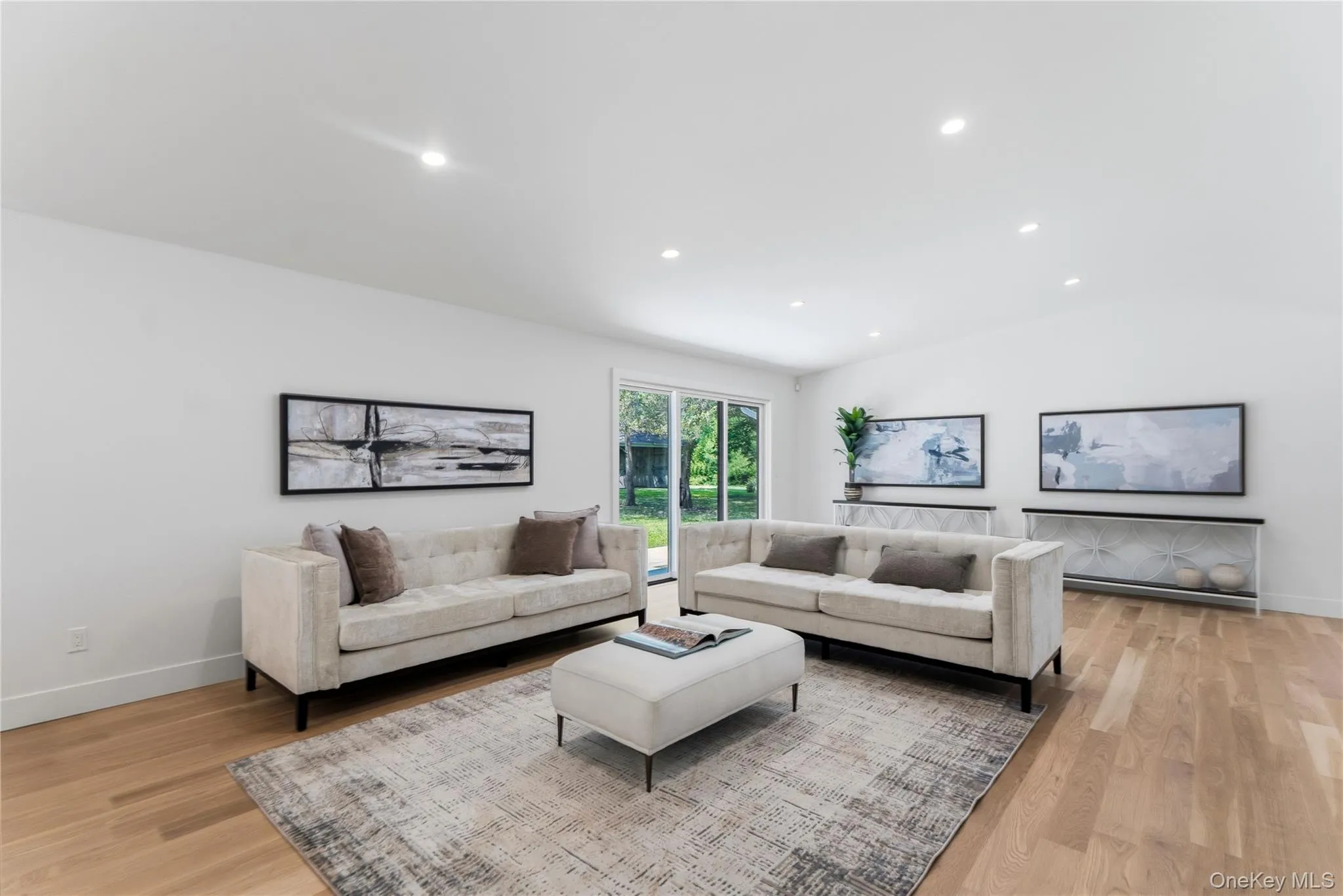 31 Saw Mill Road, Huntington, NY, 5 Bedrooms Bedrooms, 12 Rooms Rooms,3 BathroomsBathrooms,Residential,For Rent,Saw Mill,0,1029939 31 Saw Mill Road, Huntington, NY, 5 Bedrooms Bedrooms, 12 Rooms Rooms,3 BathroomsBathrooms,Residential,For Rent,Saw Mill,0,1029939
