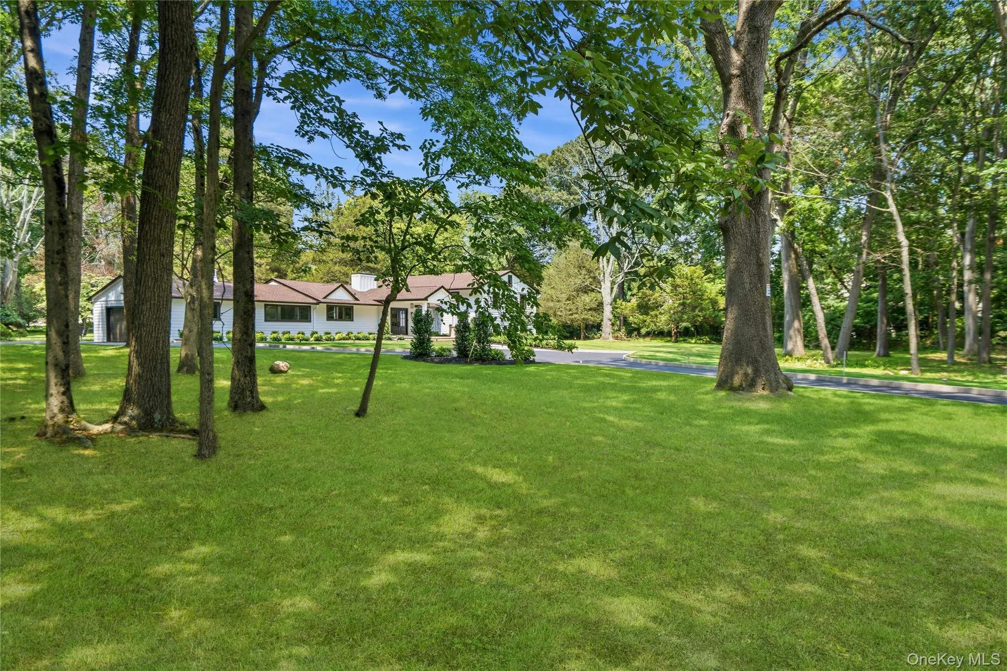 31 Saw Mill Road, Huntington, NY, 5 Bedrooms Bedrooms, 12 Rooms Rooms,3 BathroomsBathrooms,Residential,For Rent,Saw Mill,0,1029939 31 Saw Mill Road, Huntington, NY, 5 Bedrooms Bedrooms, 12 Rooms Rooms,3 BathroomsBathrooms,Residential,For Rent,Saw Mill,0,1029939