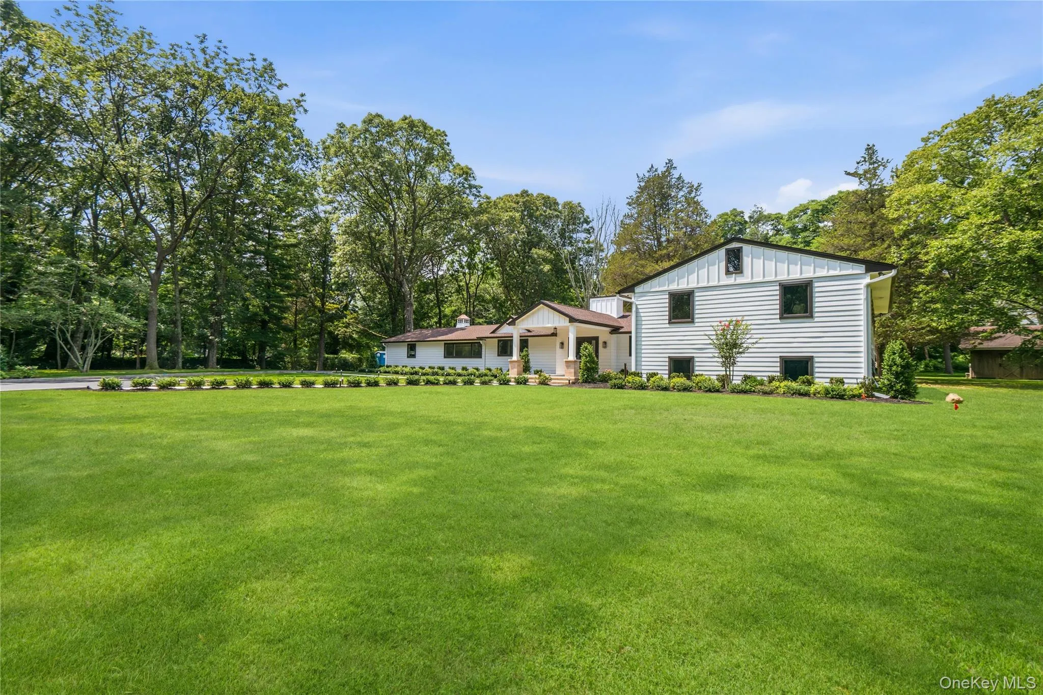 31 Saw Mill Road, Huntington, NY, 5 Bedrooms Bedrooms, 12 Rooms Rooms,3 BathroomsBathrooms,Residential,For Rent,Saw Mill,0,1029939 31 Saw Mill Road, Huntington, NY, 5 Bedrooms Bedrooms, 12 Rooms Rooms,3 BathroomsBathrooms,Residential,For Rent,Saw Mill,0,1029939