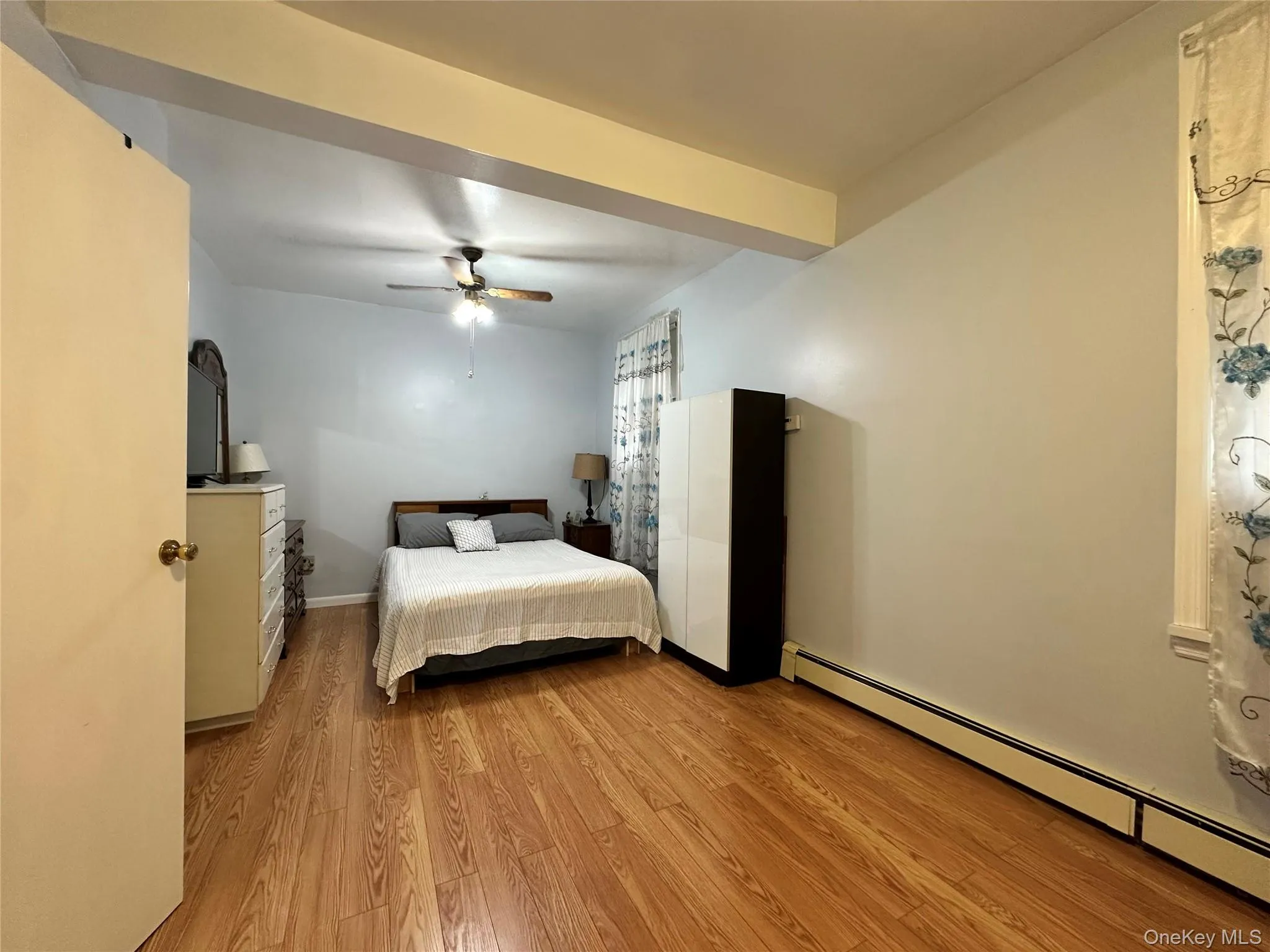 44 Claremont Place, Mount Vernon, NY, 4 Bedrooms Bedrooms, 7 Rooms Rooms,2 BathroomsBathrooms,Residential,For Rent,Claremont,0,1029941 44 Claremont Place, Mount Vernon, NY, 4 Bedrooms Bedrooms, 7 Rooms Rooms,2 BathroomsBathrooms,Residential,For Rent,Claremont,0,1029941