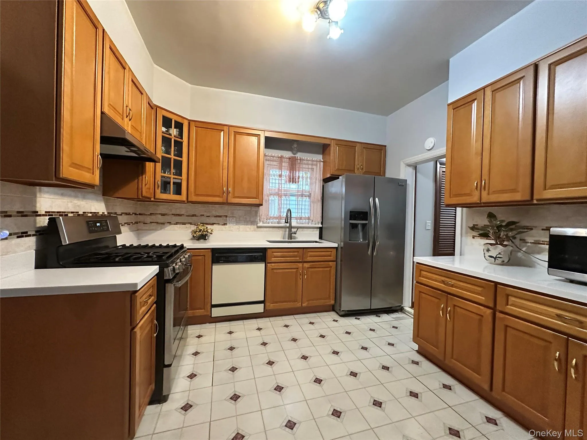 44 Claremont Place, Mount Vernon, NY, 4 Bedrooms Bedrooms, 7 Rooms Rooms,2 BathroomsBathrooms,Residential,For Rent,Claremont,0,1029941 44 Claremont Place, Mount Vernon, NY, 4 Bedrooms Bedrooms, 7 Rooms Rooms,2 BathroomsBathrooms,Residential,For Rent,Claremont,0,1029941