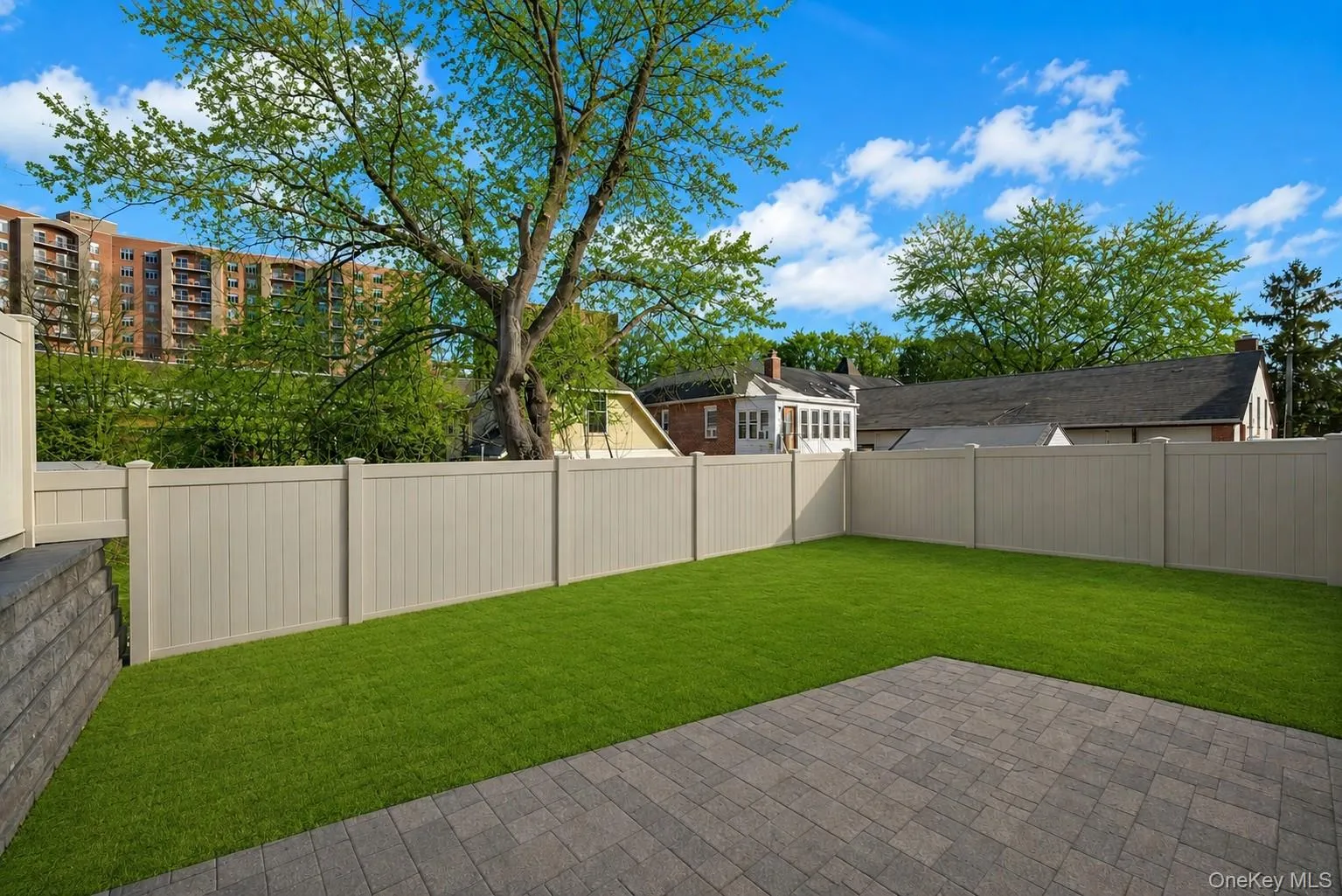Virtual rendering of fenced in yard Virtual rendering of fenced in yard