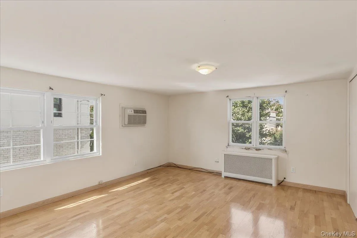 82-56 248th Street, New York, NY, 4 Bedrooms Bedrooms, 7 Rooms Rooms,3 BathroomsBathrooms,Residential,For Rent,248th,0,1029947 82-56 248th Street, New York, NY, 4 Bedrooms Bedrooms, 7 Rooms Rooms,3 BathroomsBathrooms,Residential,For Rent,248th,0,1029947