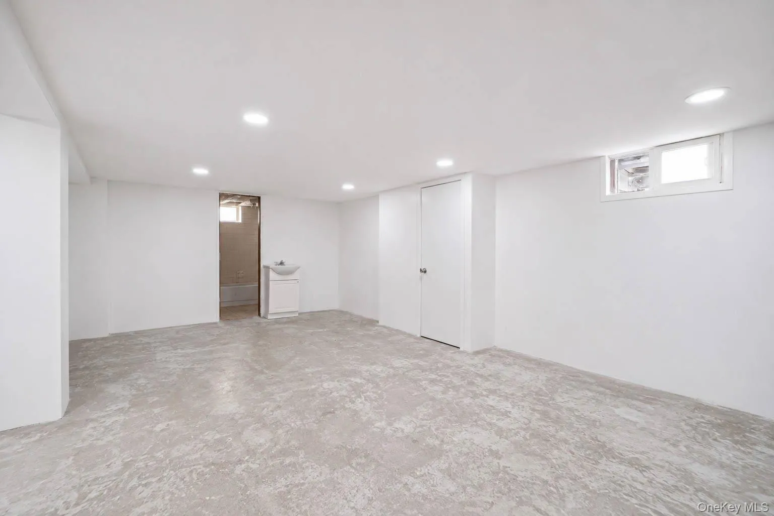 341 12th Street, West Babylon, NY, 3 Bedrooms Bedrooms, 8 Rooms Rooms,2 BathroomsBathrooms,Residential,For Rent,12th,0,1029953 341 12th Street, West Babylon, NY, 3 Bedrooms Bedrooms, 8 Rooms Rooms,2 BathroomsBathrooms,Residential,For Rent,12th,0,1029953
