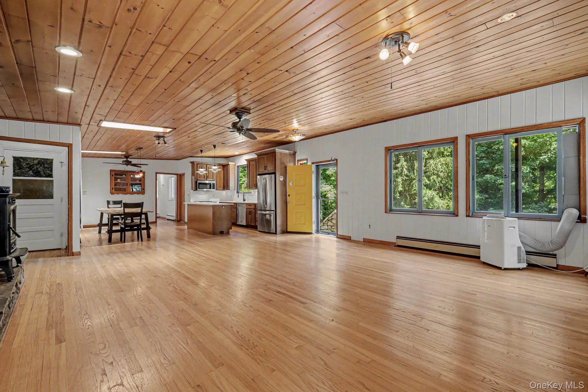 16 Briar Hill Road, East Fishkill, NY, 3 Bedrooms Bedrooms, 7 Rooms Rooms,2 BathroomsBathrooms,Residential,For Rent,Briar Hill,0,1029968 16 Briar Hill Road, East Fishkill, NY, 3 Bedrooms Bedrooms, 7 Rooms Rooms,2 BathroomsBathrooms,Residential,For Rent,Briar Hill,0,1029968
