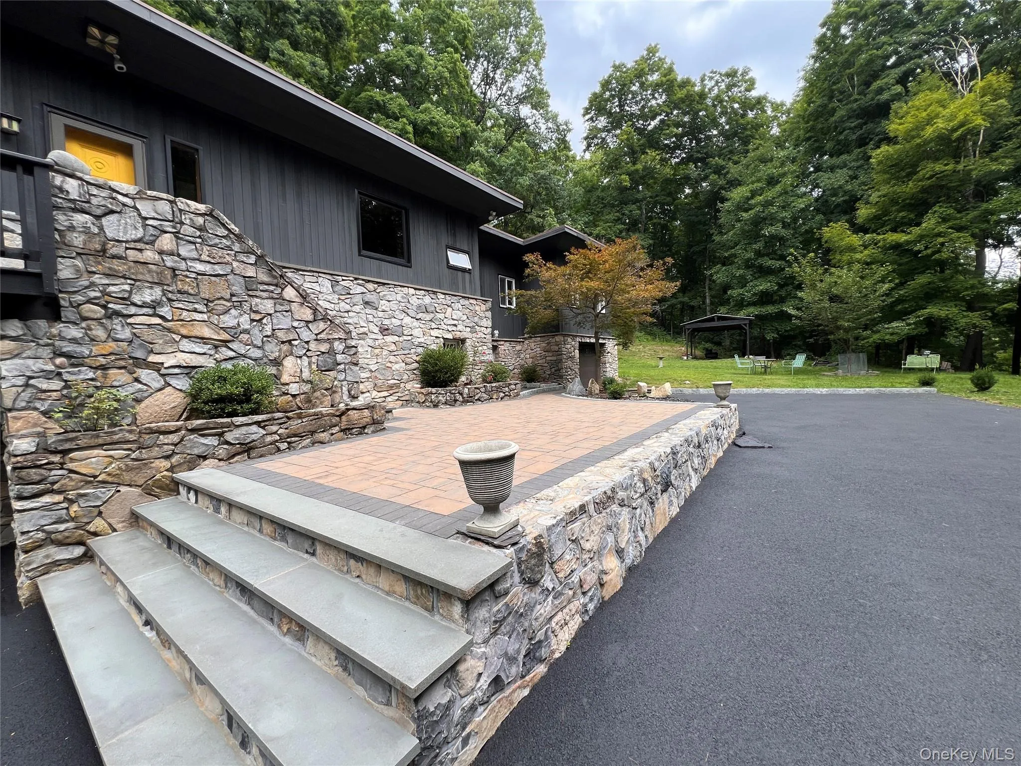 16 Briar Hill Road, East Fishkill, NY, 3 Bedrooms Bedrooms, 7 Rooms Rooms,2 BathroomsBathrooms,Residential,For Rent,Briar Hill,0,1029968 16 Briar Hill Road, East Fishkill, NY, 3 Bedrooms Bedrooms, 7 Rooms Rooms,2 BathroomsBathrooms,Residential,For Rent,Briar Hill,0,1029968