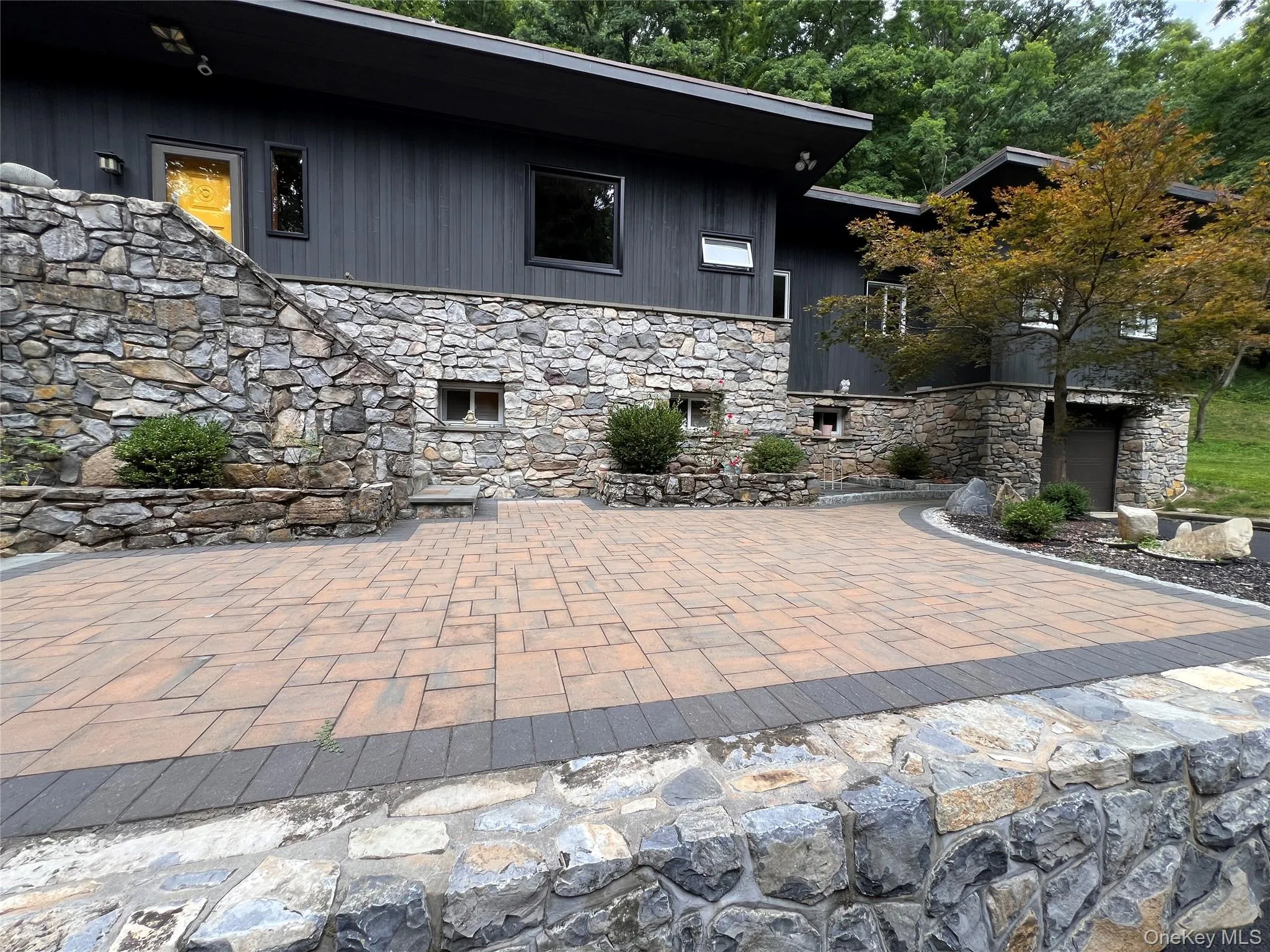 16 Briar Hill Road, East Fishkill, NY, 3 Bedrooms Bedrooms, 7 Rooms Rooms,2 BathroomsBathrooms,Residential,For Rent,Briar Hill,0,1029968 16 Briar Hill Road, East Fishkill, NY, 3 Bedrooms Bedrooms, 7 Rooms Rooms,2 BathroomsBathrooms,Residential,For Rent,Briar Hill,0,1029968