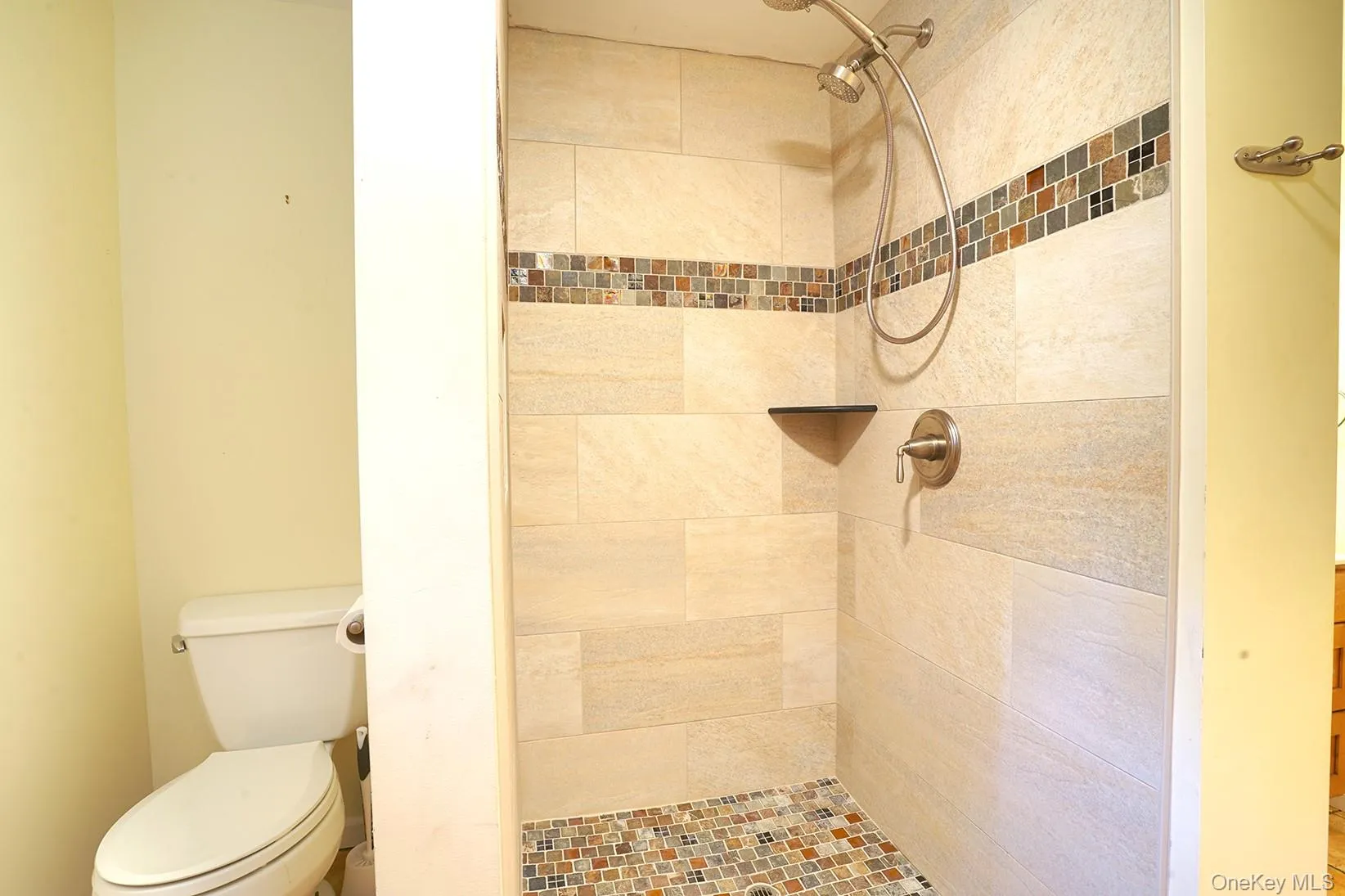 16 Briar Hill Road, East Fishkill, NY, 3 Bedrooms Bedrooms, 7 Rooms Rooms,2 BathroomsBathrooms,Residential,For Rent,Briar Hill,0,1029968 16 Briar Hill Road, East Fishkill, NY, 3 Bedrooms Bedrooms, 7 Rooms Rooms,2 BathroomsBathrooms,Residential,For Rent,Briar Hill,0,1029968