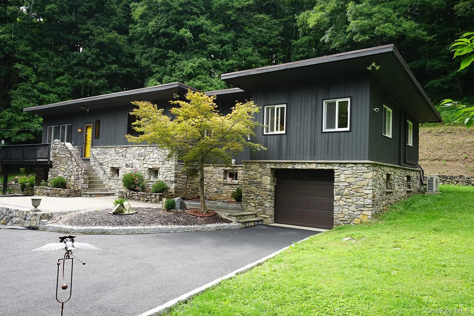 16 Briar Hill Road, East Fishkill, NY, 3 Bedrooms Bedrooms, 7 Rooms Rooms,2 BathroomsBathrooms,Residential,For Rent,Briar Hill,0,1029968 16 Briar Hill Road, East Fishkill, NY, 3 Bedrooms Bedrooms, 7 Rooms Rooms,2 BathroomsBathrooms,Residential,For Rent,Briar Hill,0,1029968